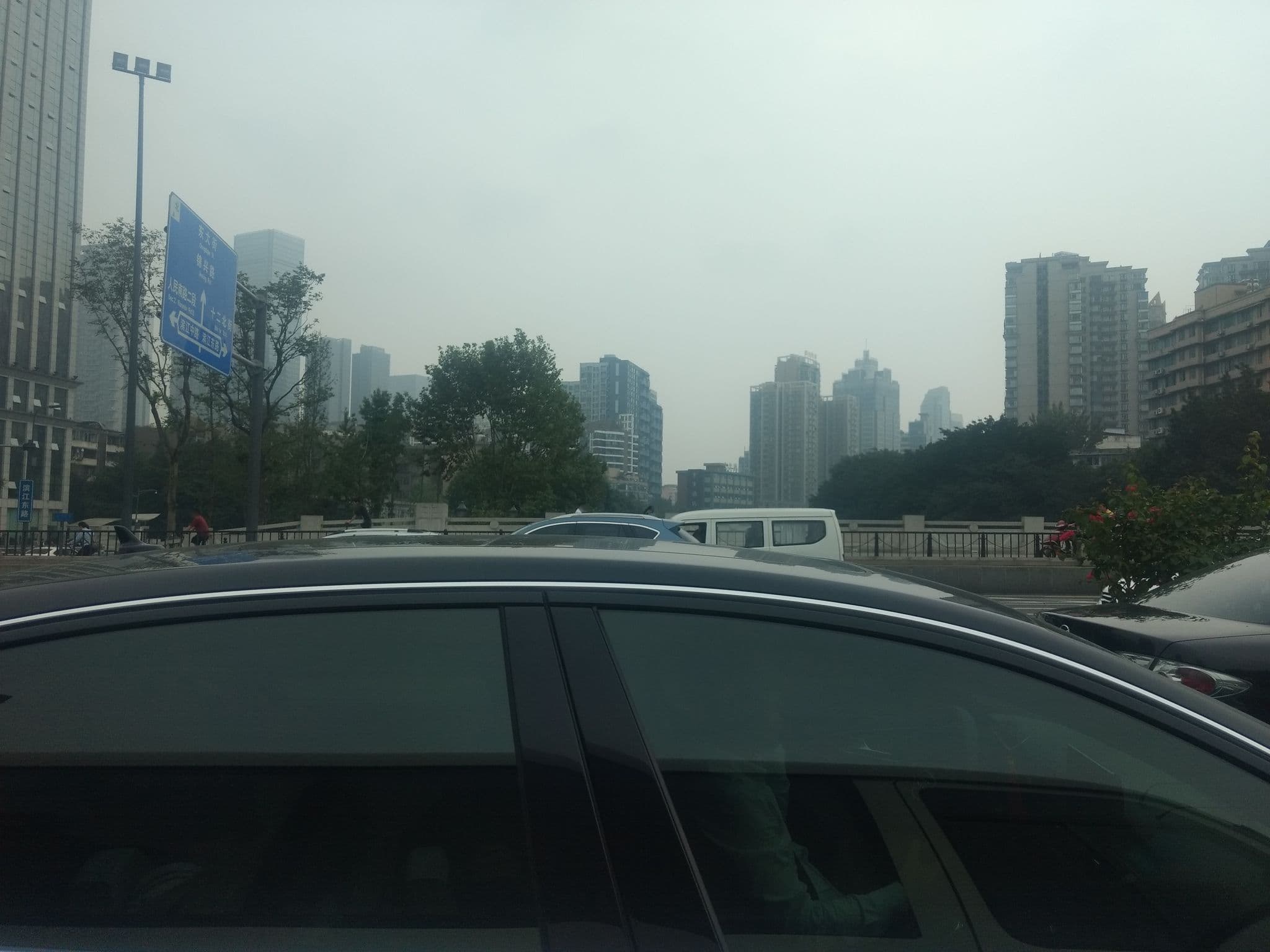 Street view near Traffic Hotel, Chengdu — © mapeadora (CC BY-SA · Mapillary)