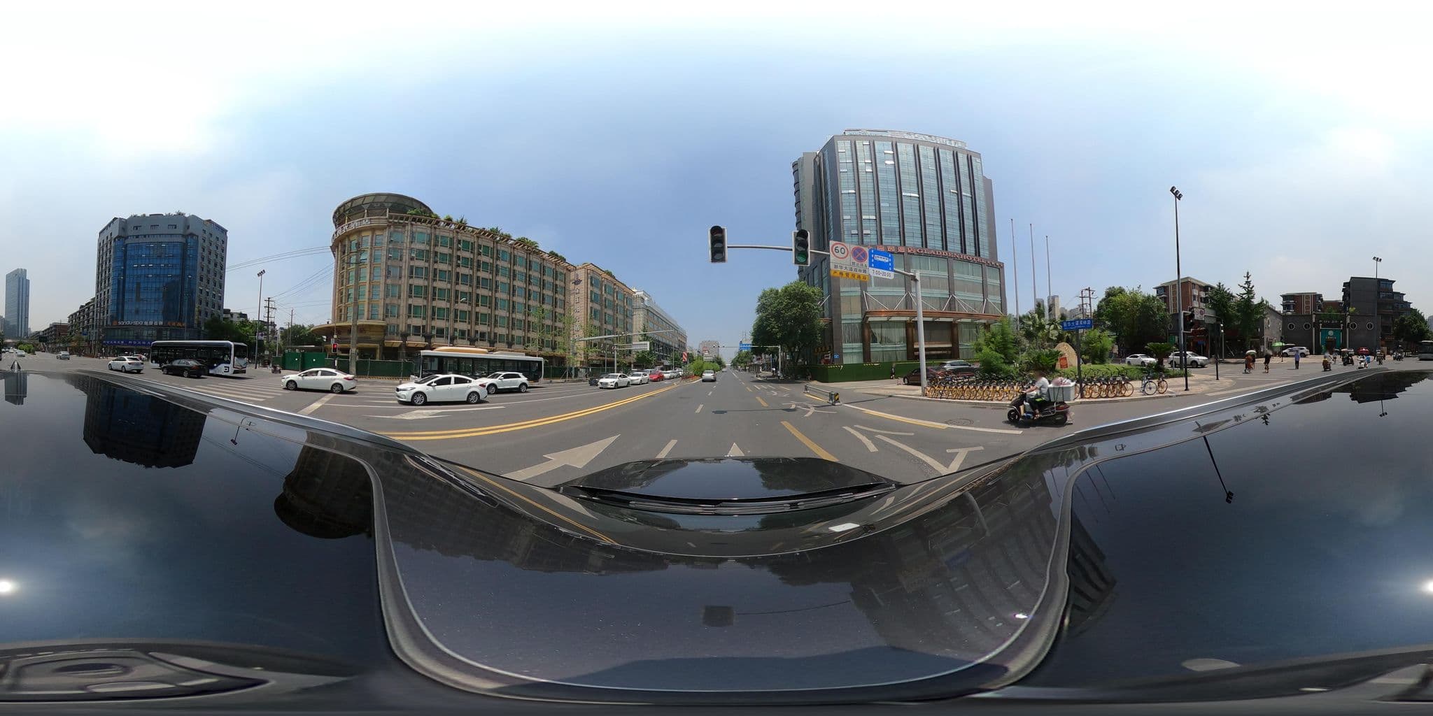 Street view near Jinyu Sunshine Hotel Chengdu, Chengdu — © adirricor (CC BY-SA · Mapillary)