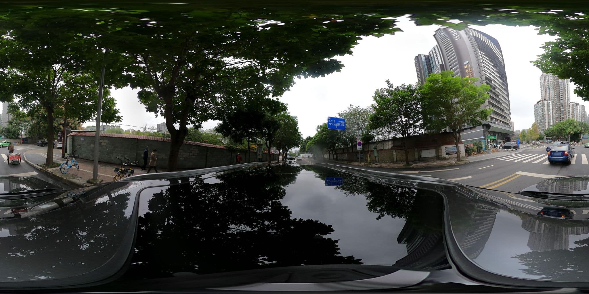 Street view near LEISDEN HOTEL, Chengdu — © adirricor (CC BY-SA · Mapillary)