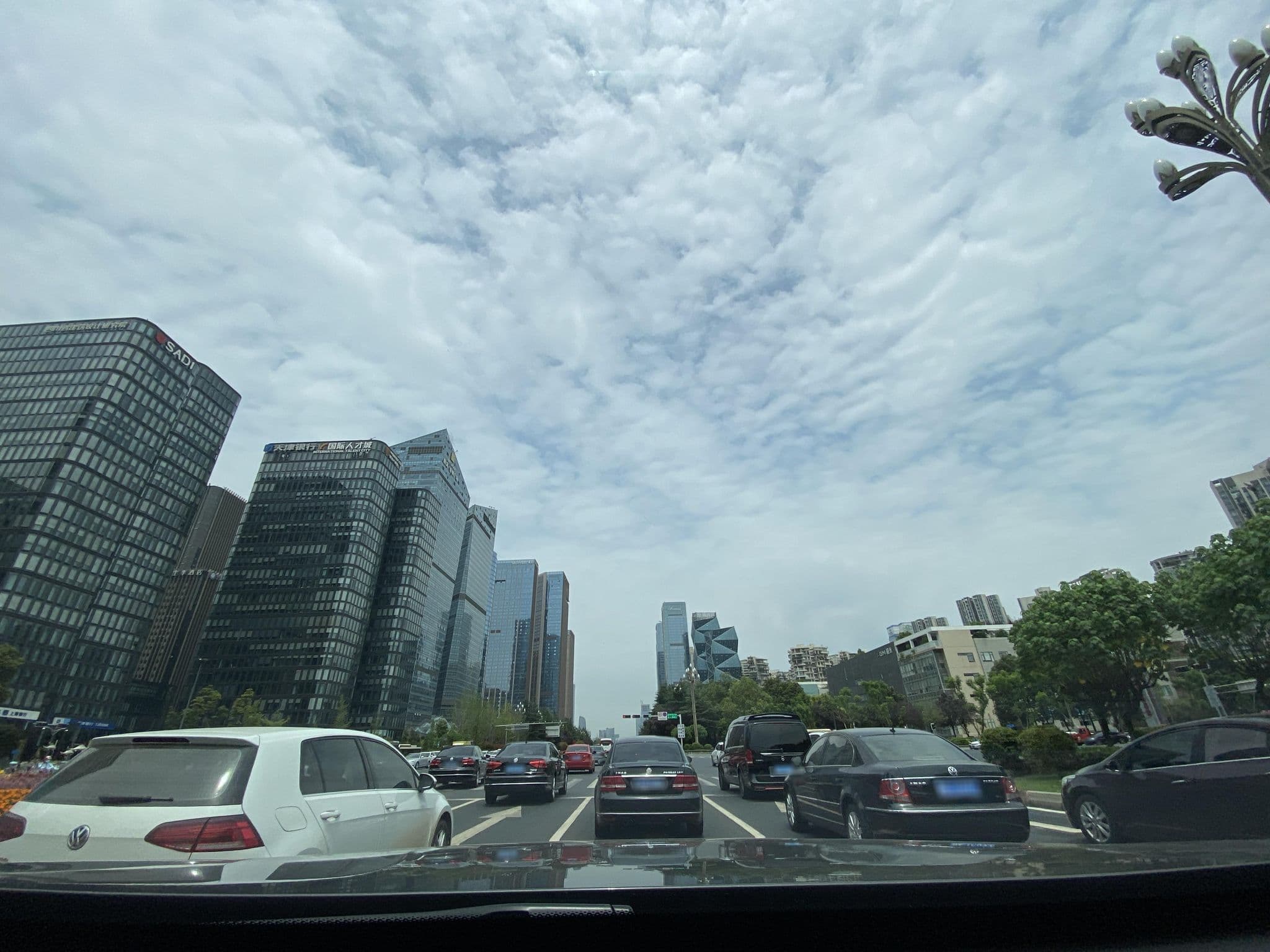 Street view near 全季@萃华路89号, Chengdu — © adirricor (CC BY-SA · Mapillary)
