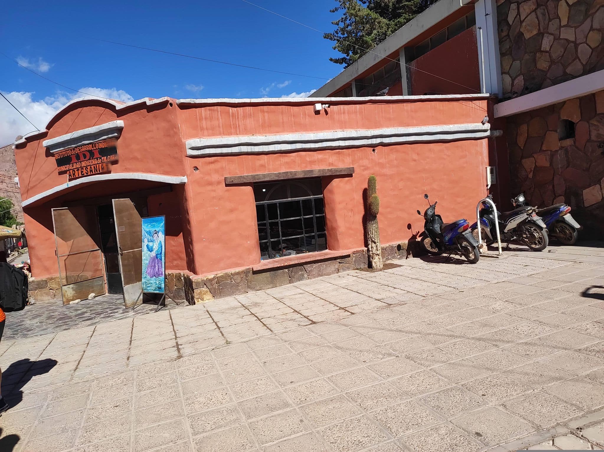Street view near Hotel De Turismo Tilcara, Tilcara — © diegokrein (CC BY-SA · Mapillary)