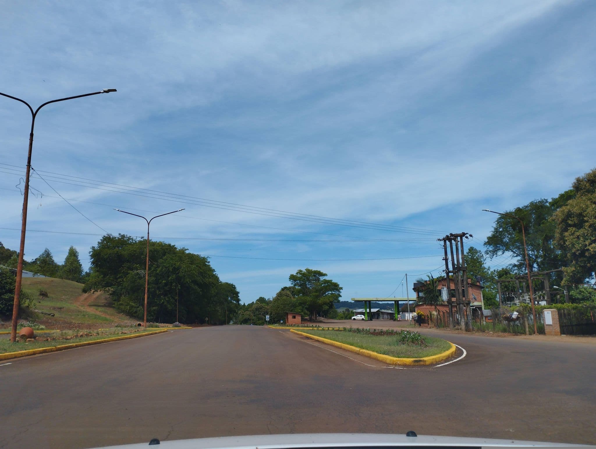 Street view near Comedor y Hospedaje El Tigre, Colonia Aurora — © carlosbrys (CC BY-SA · Mapillary)