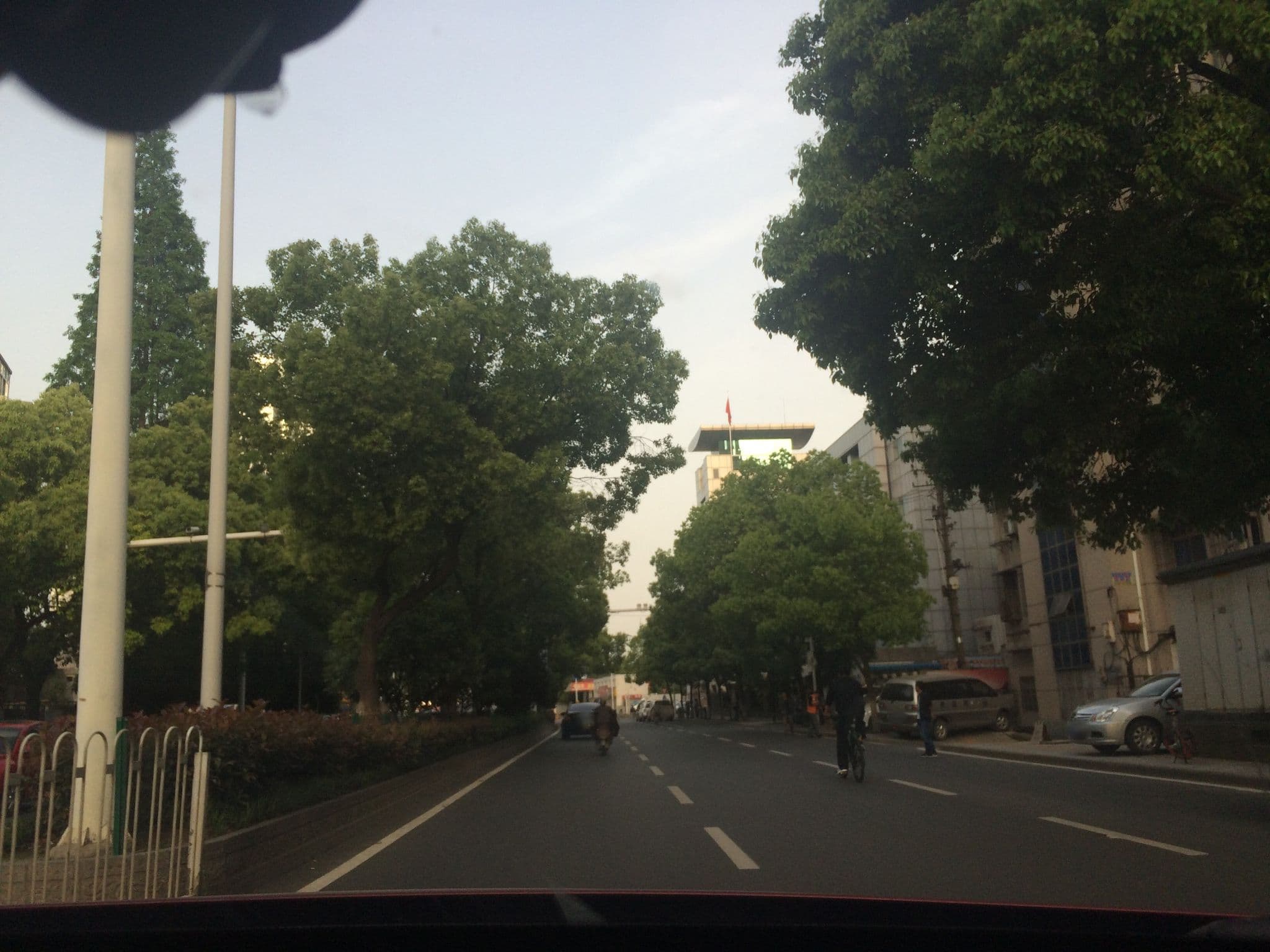 Street view near Fengyi Hotel Wuhan, Wuhan — © tuodeng (CC BY-SA · Mapillary)