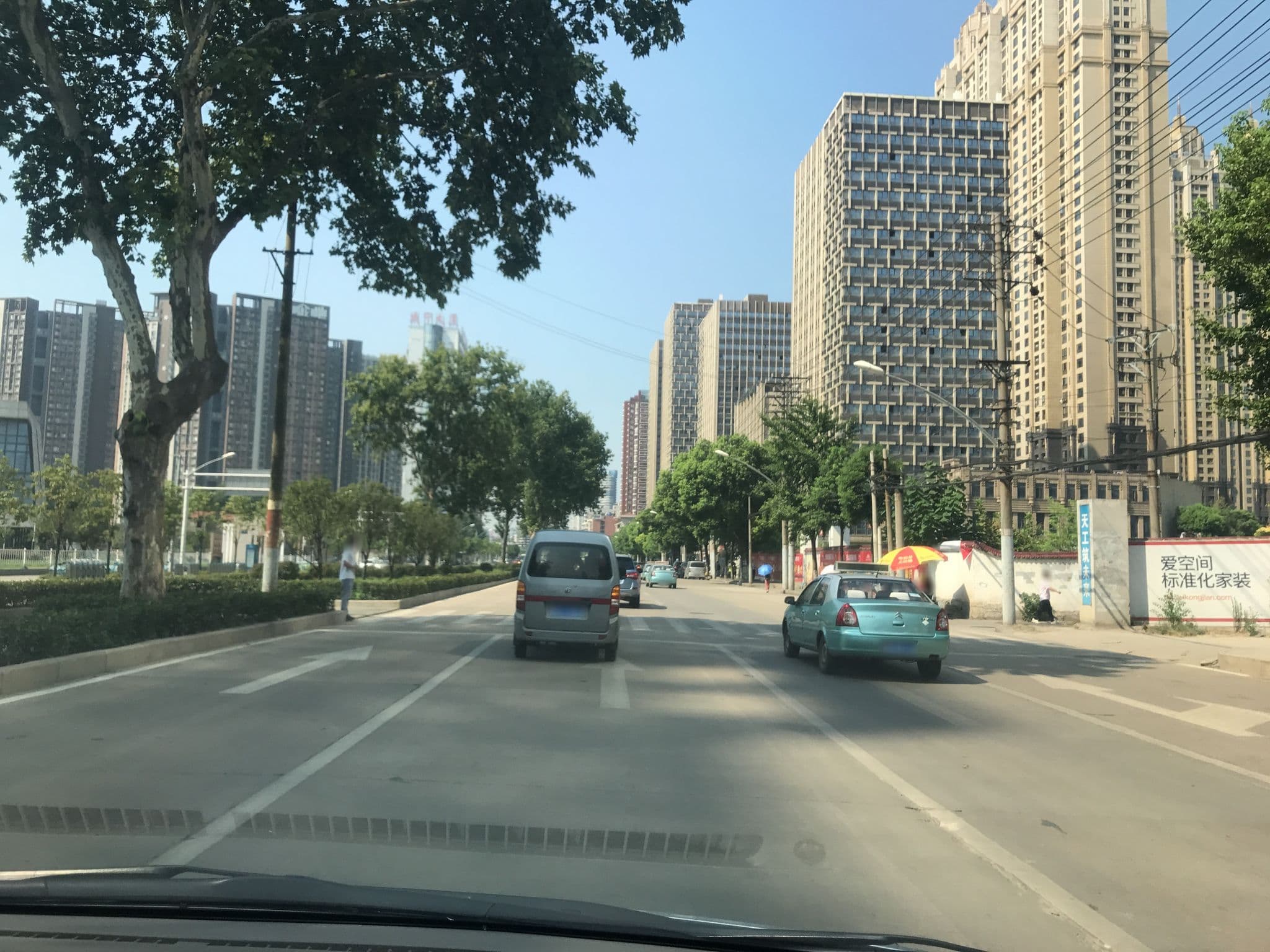 Street view near 锦江都城, Wuhan — © jqka (CC BY-SA · Mapillary)