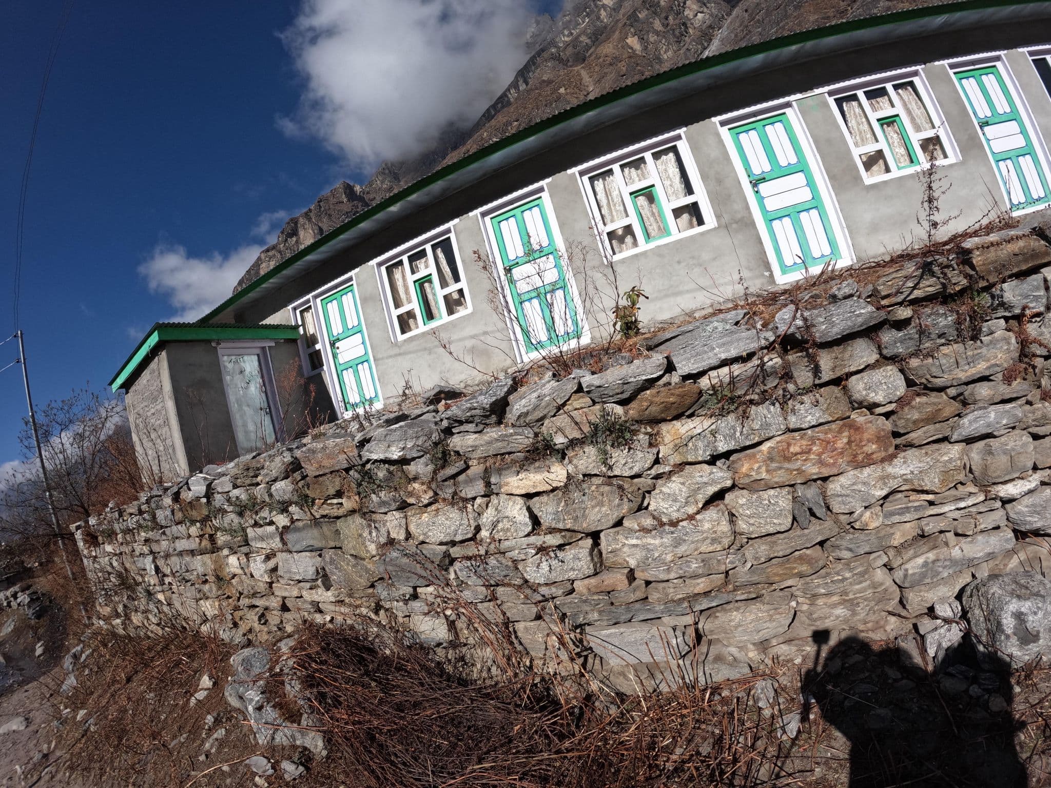 Street view near Sunset Lodge, Saga — © Narayan01 (CC BY-SA · Mapillary)