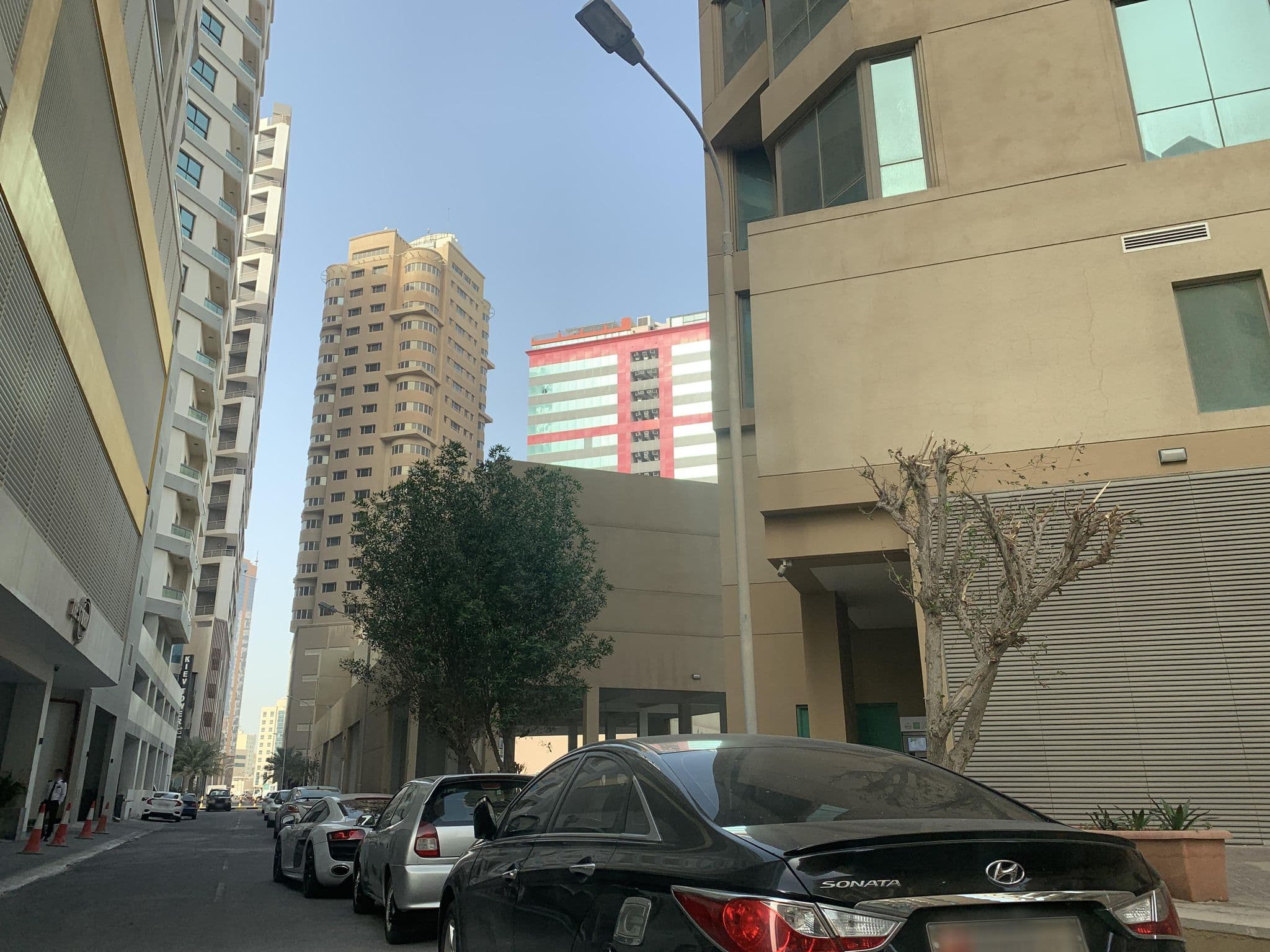 Street view near Marriott Executive Apartments, Manama — © sherif1234 (CC BY-SA · Mapillary)