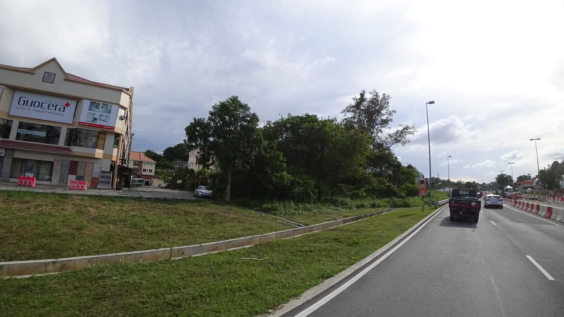 Street view near Coconut Bay Lodge, Kampung Beribi — © raito (CC BY-SA · Mapillary)