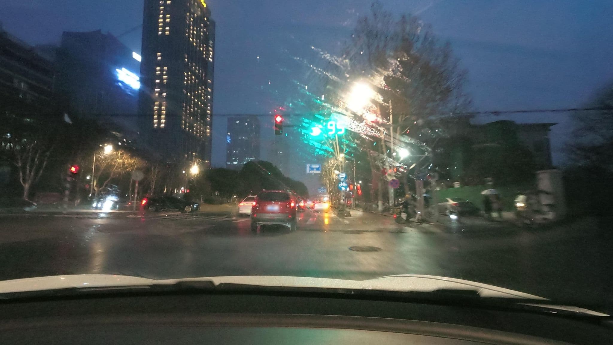 Street view near 南京南工科苑宾馆, Nanjing — © recklessxpy (CC BY-SA · Mapillary)