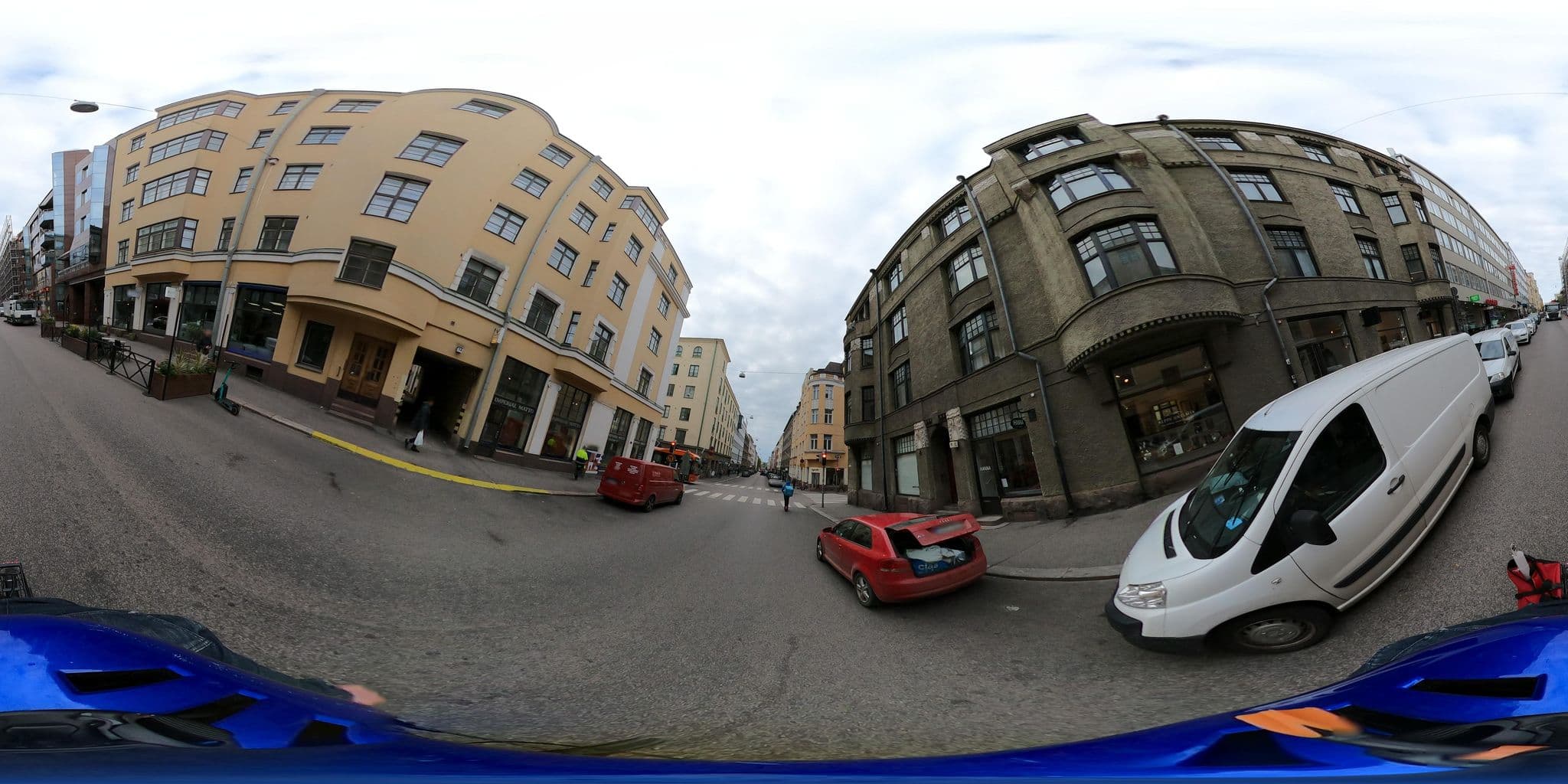 Street view near Omena-hotelli Helsinki Lönnrotinkatu, Kamppi — © arista (CC BY-SA · Mapillary)