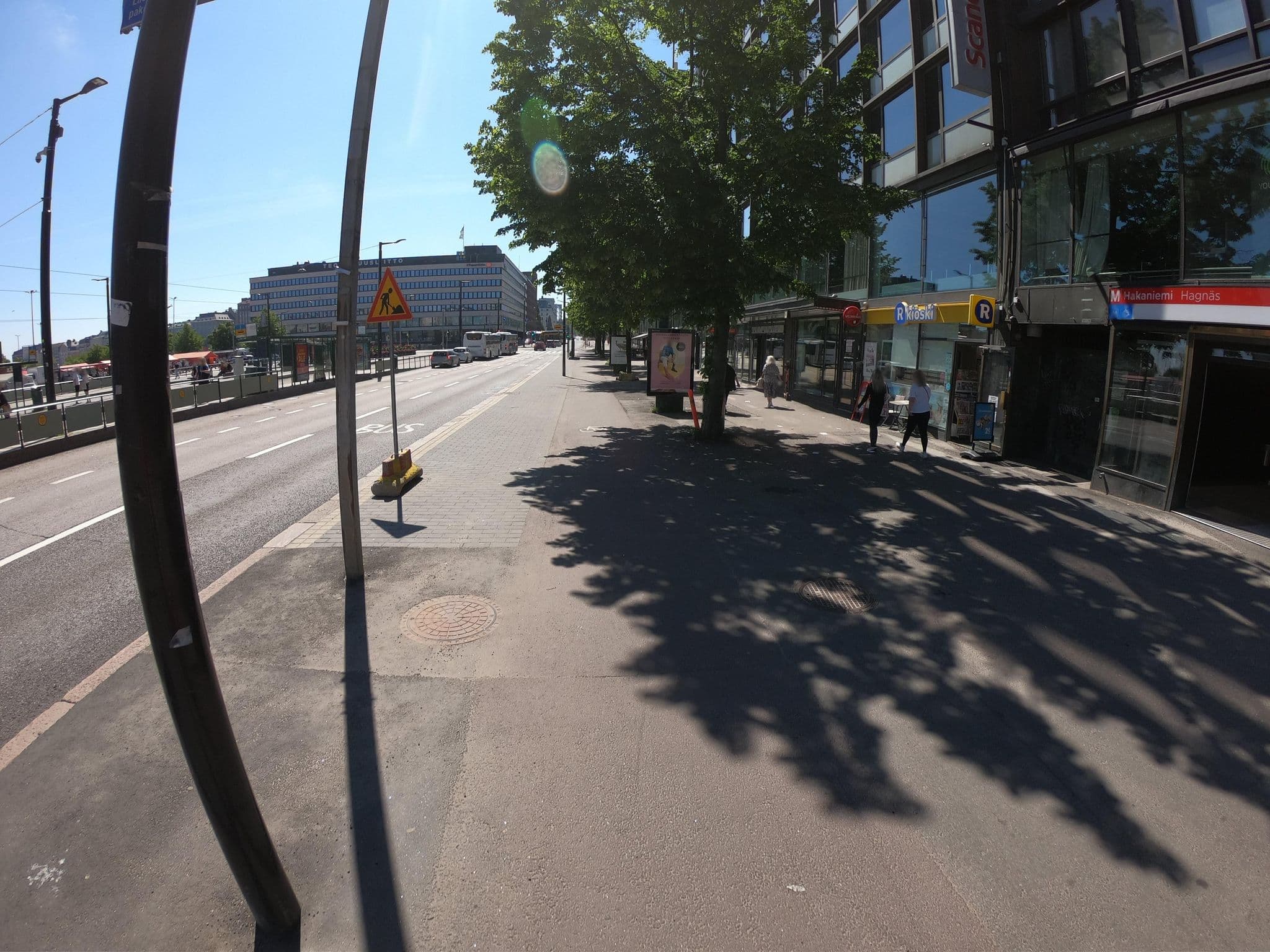 Street view near Scandic Hakaniemi, Linjat — © temykk (CC BY-SA · Mapillary)
