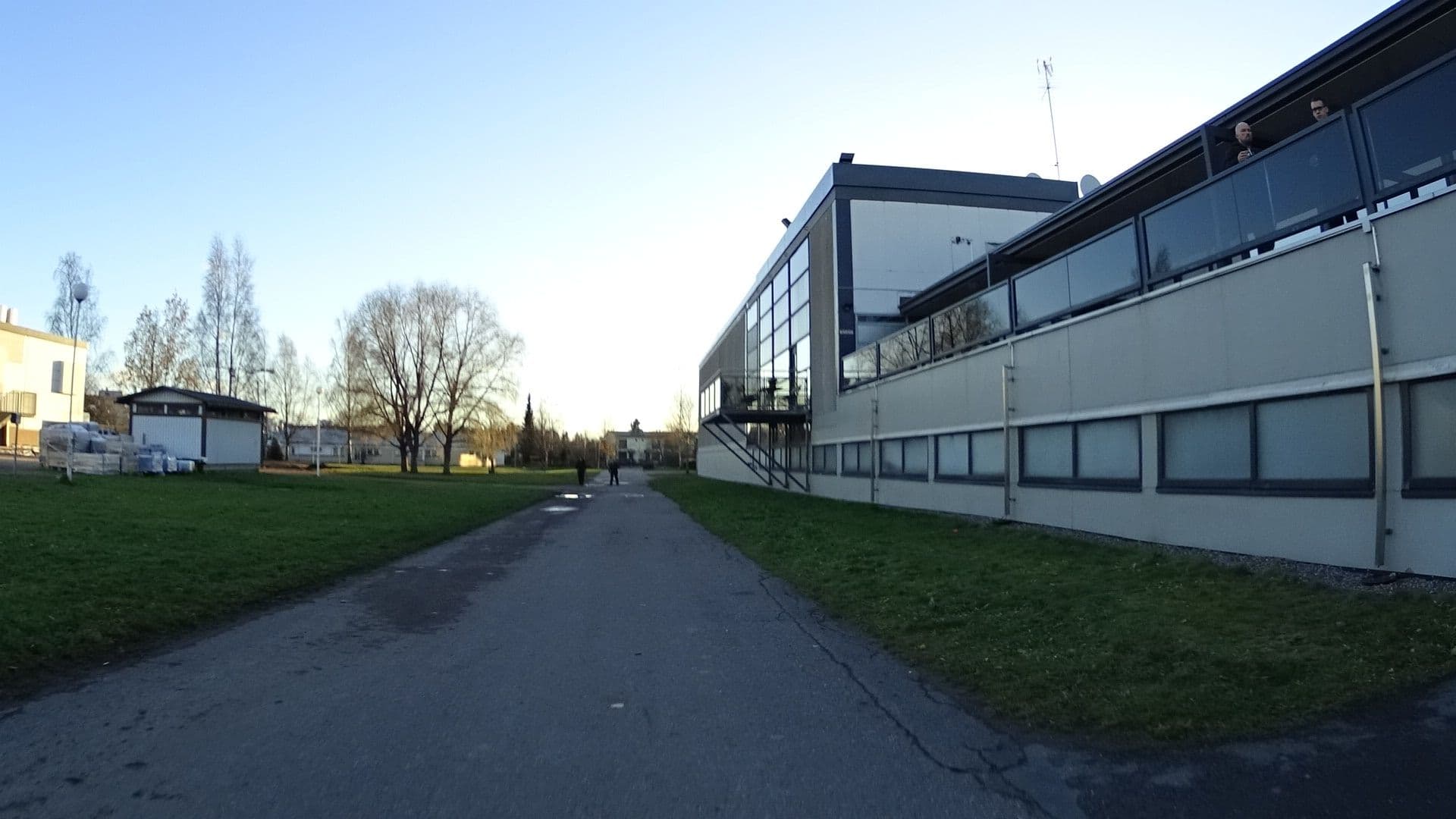 Street view near Hotelli Tikkurila, Tikkurila — © kino (CC BY-SA · Mapillary)