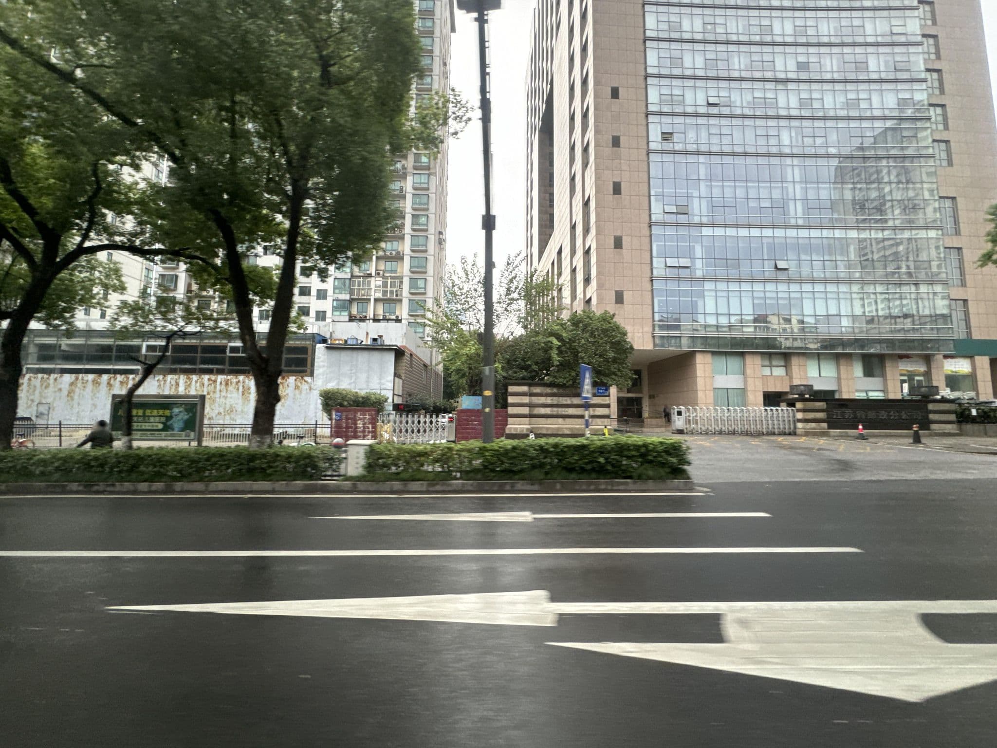 Street view near 锐鑫旅馆, Nanjing — © filipb (CC BY-SA · Mapillary)