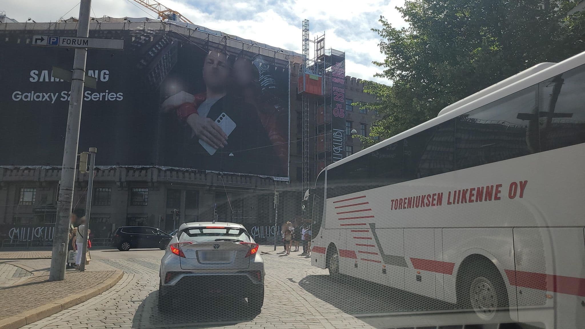 Street view near Original Sokos Hotel Vaakuna, Helsinki — © jopparn (CC BY-SA · Mapillary)