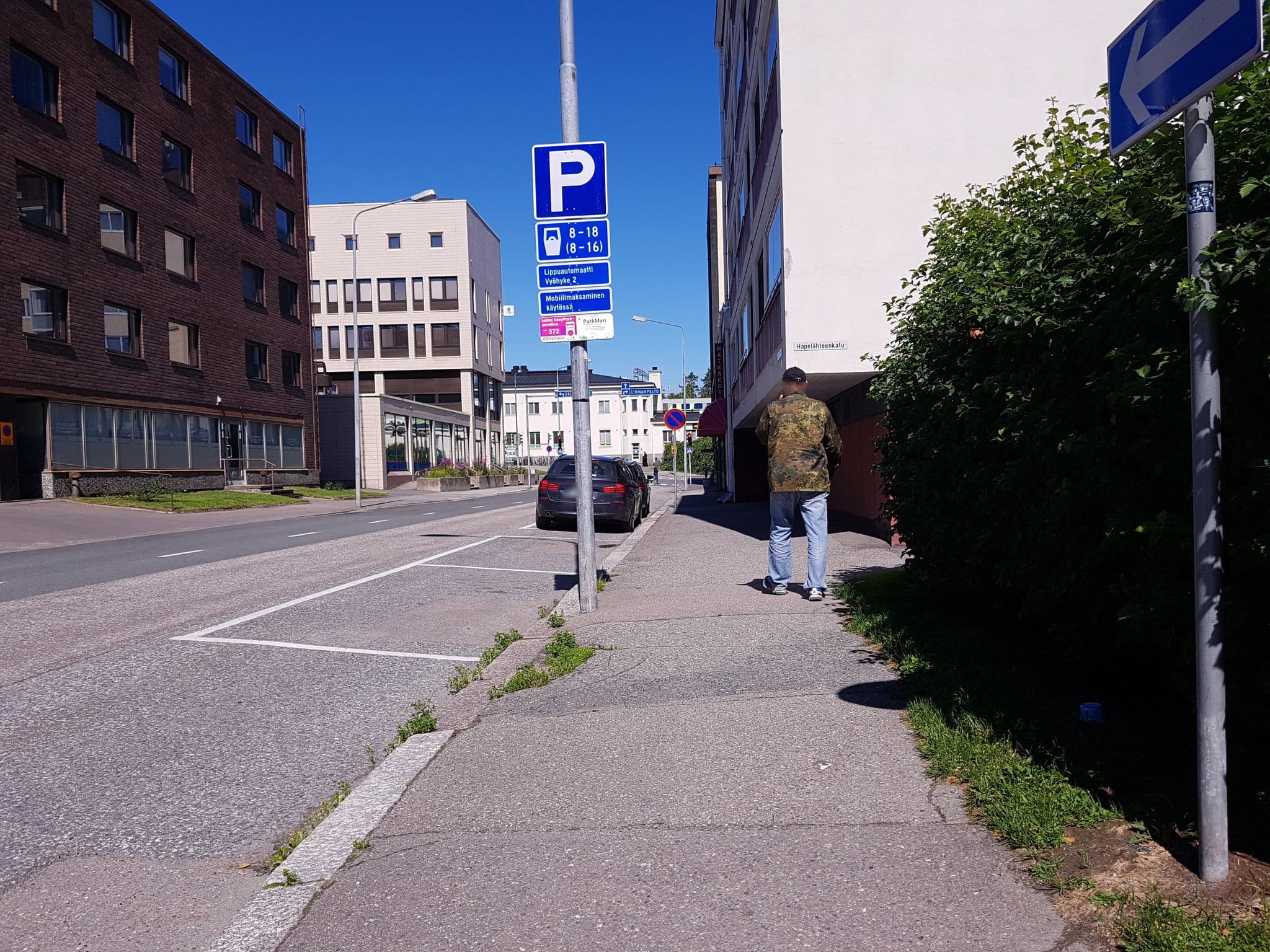 Street view near Hostelli Matkustajakoti, Kuopio — © houtari (CC BY-SA · Mapillary)