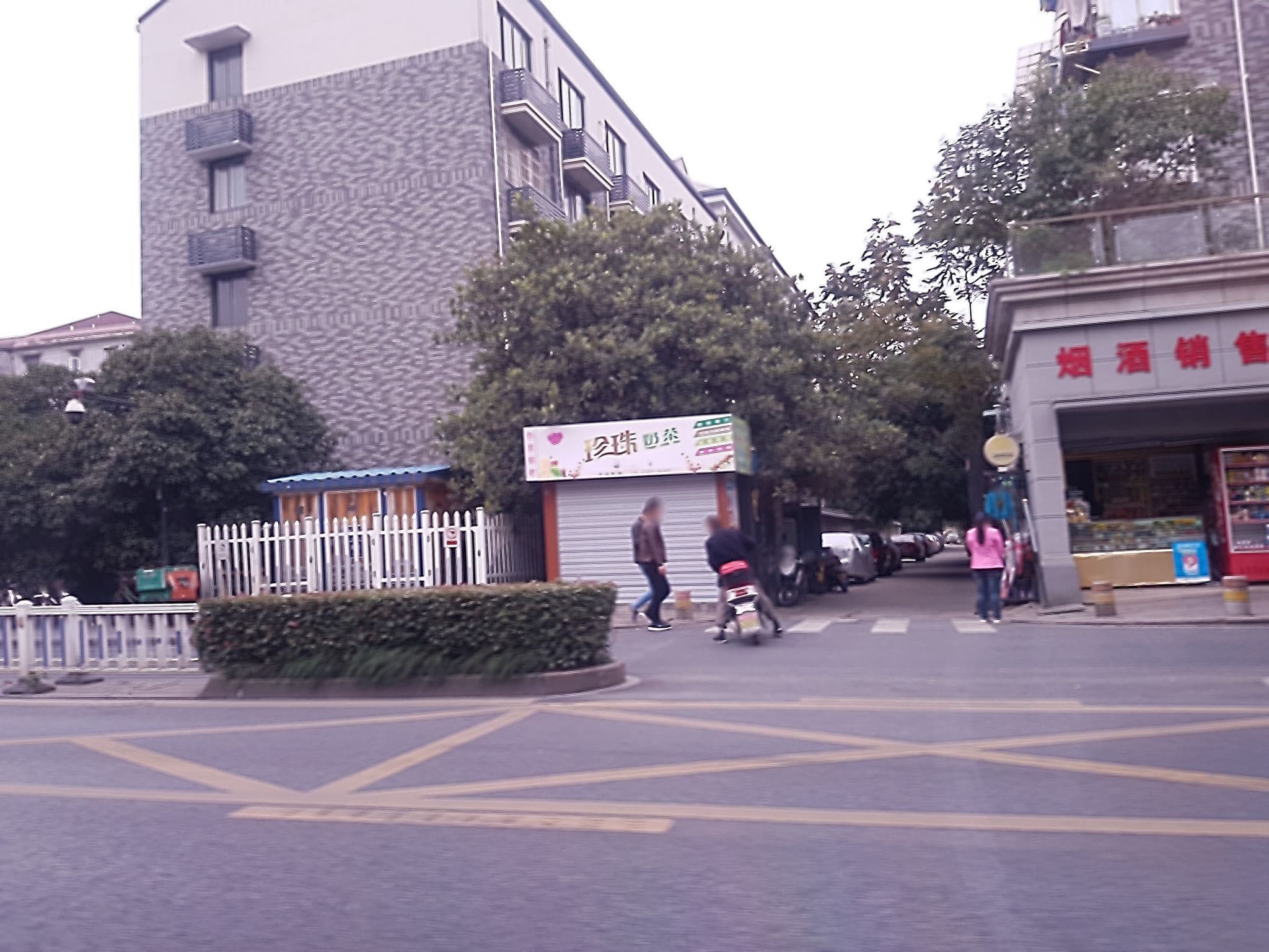 Street view near 新宇酒店, Hangzhou — © dmbreaker (CC BY-SA · Mapillary)