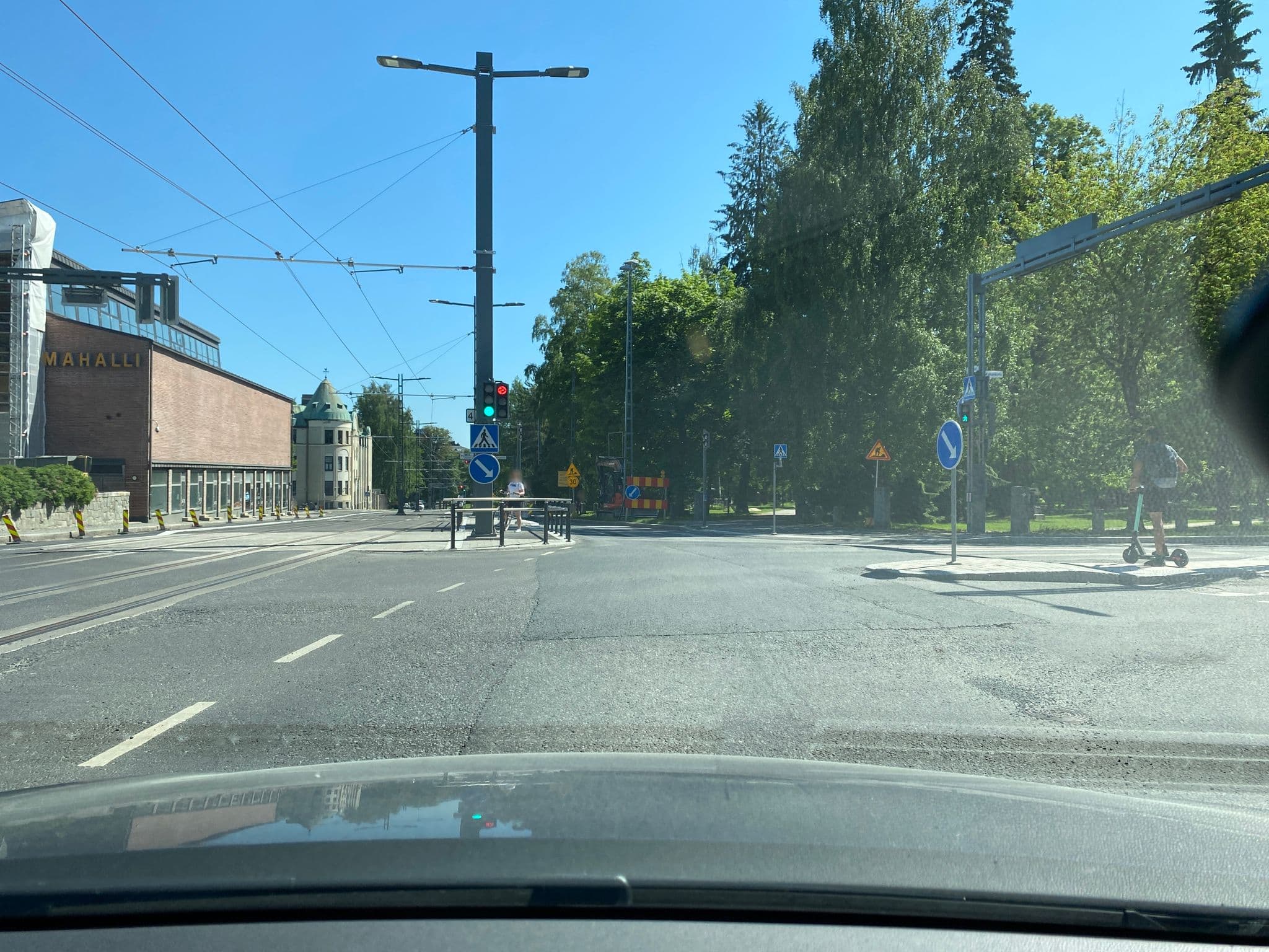 Street view near Forenom Serviced Apartments Tampere Pyynikki, Amuri B — © tniemine (CC BY-SA · Mapillary)