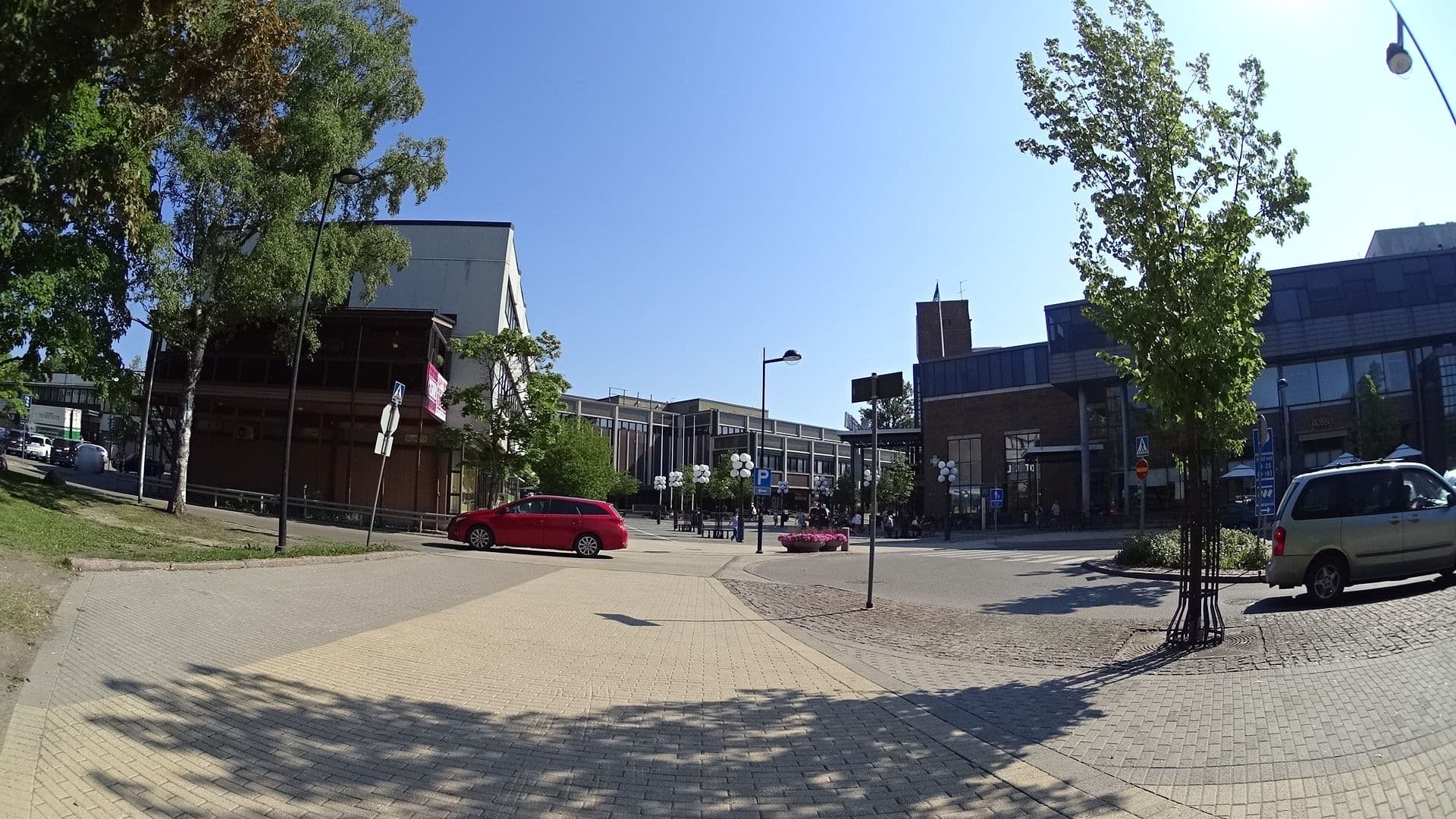 Street view near Hotelli Kerava, Kerava — © bluecross (CC BY-SA · Mapillary)