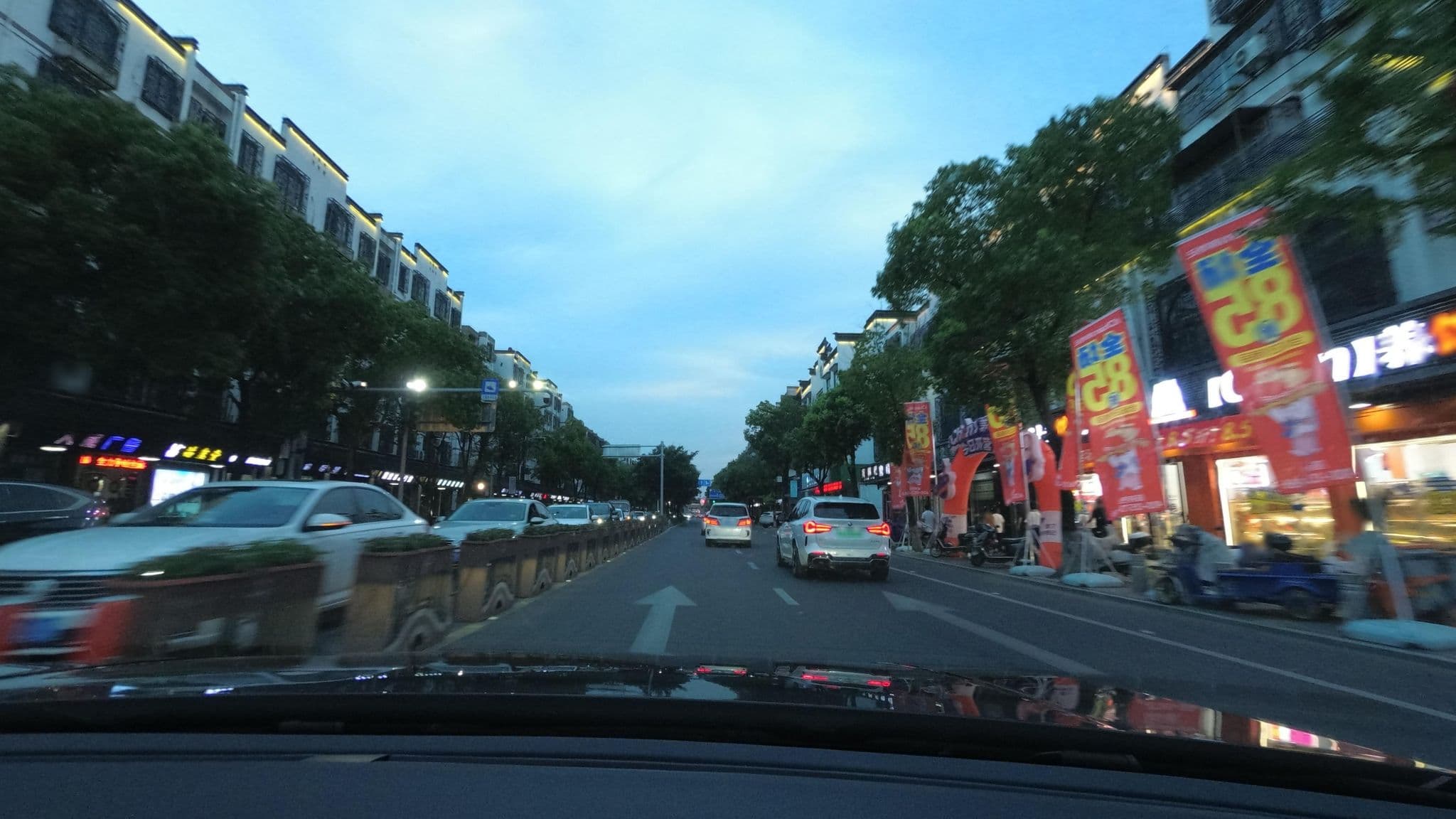 Street view near 西塘民居, Jiashan — © recklessxpy (CC BY-SA · Mapillary)