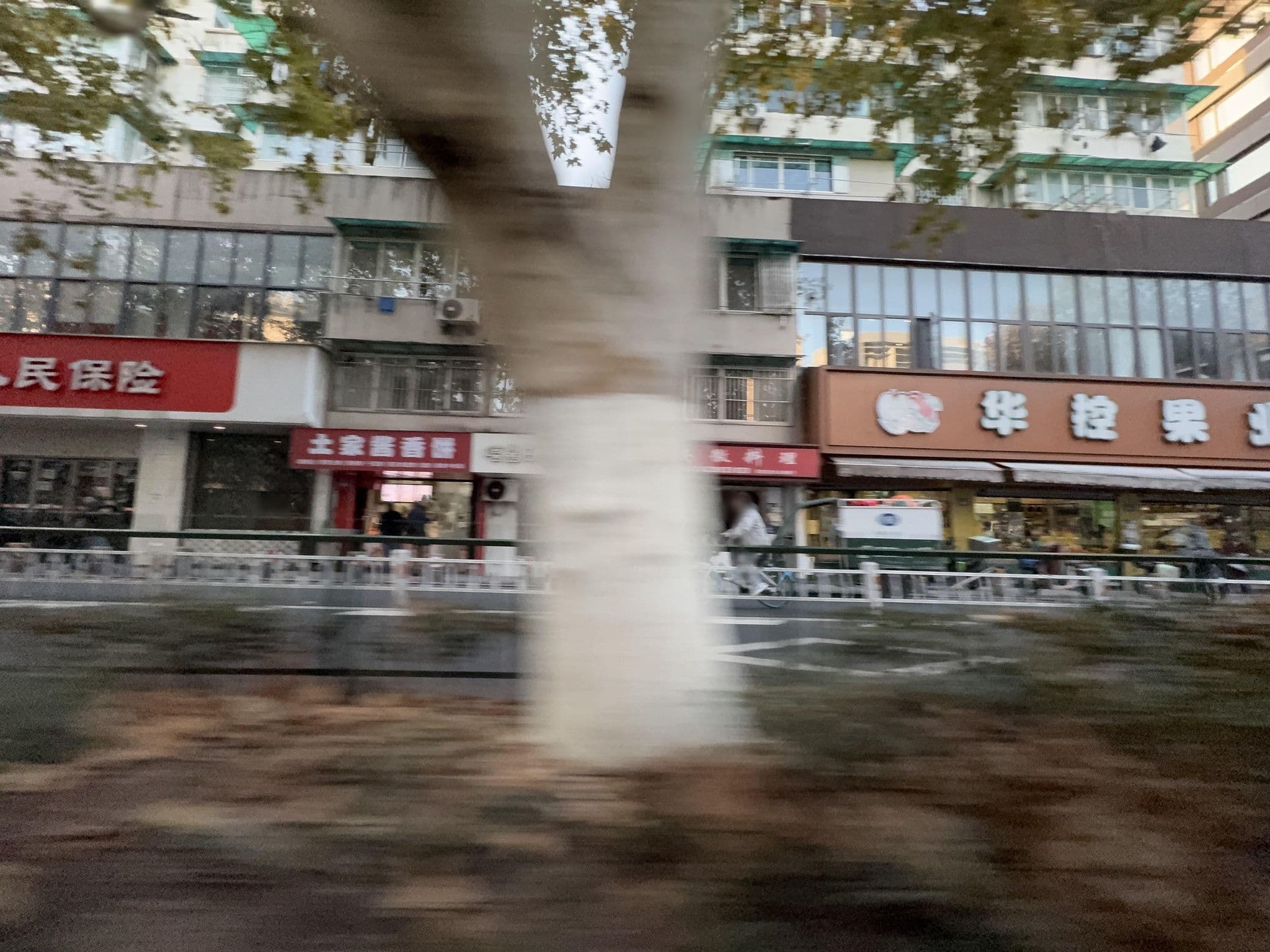 Street view near Dynasty Hotel Hangzhou, Hangzhou — © filipb (CC BY-SA · Mapillary)