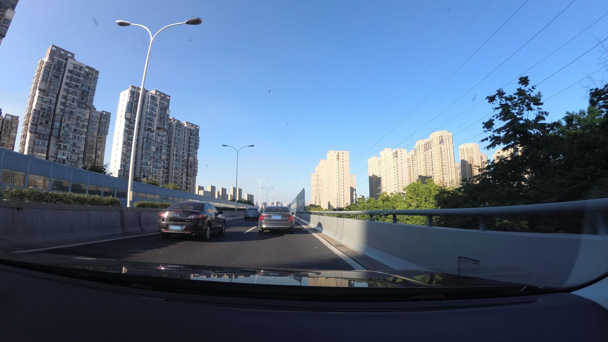 Street view near Sky New Harbour Hotel Wuxi, Wuxi — © recklessxpy (CC BY-SA · Mapillary)
