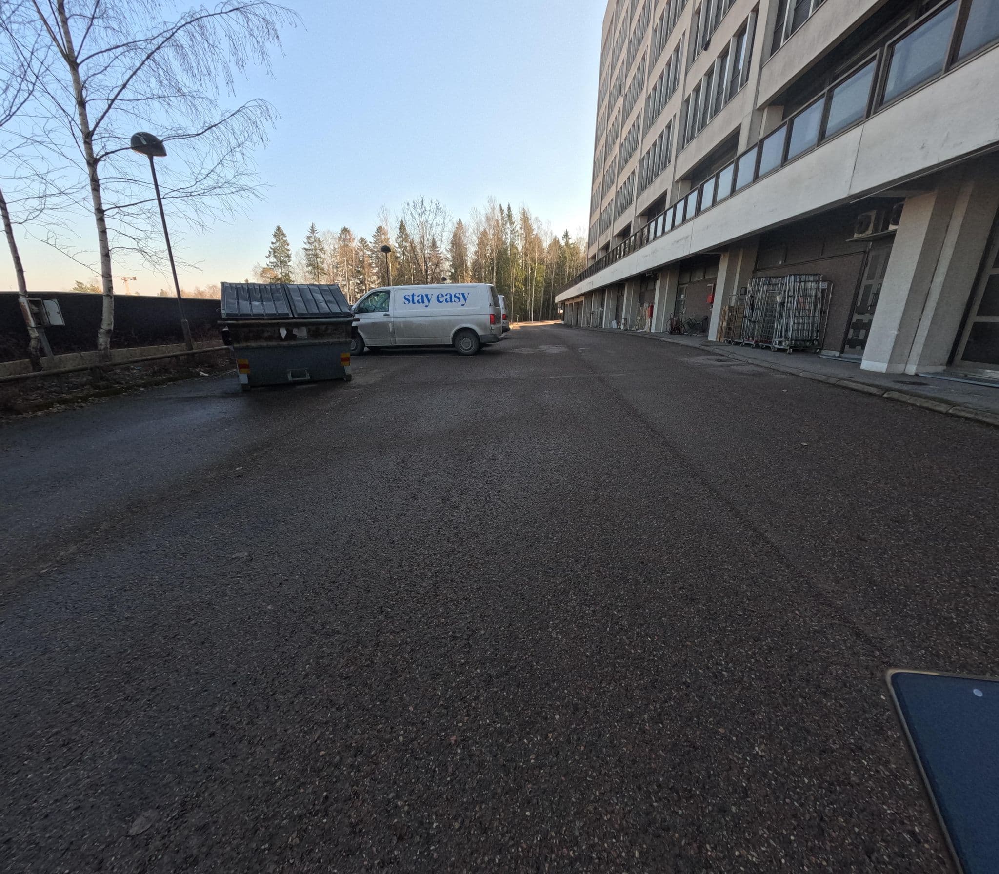 Street view near Forenom Hostel Espoo Kilo, Kauniainen — © vellu75 (CC BY-SA · Mapillary)