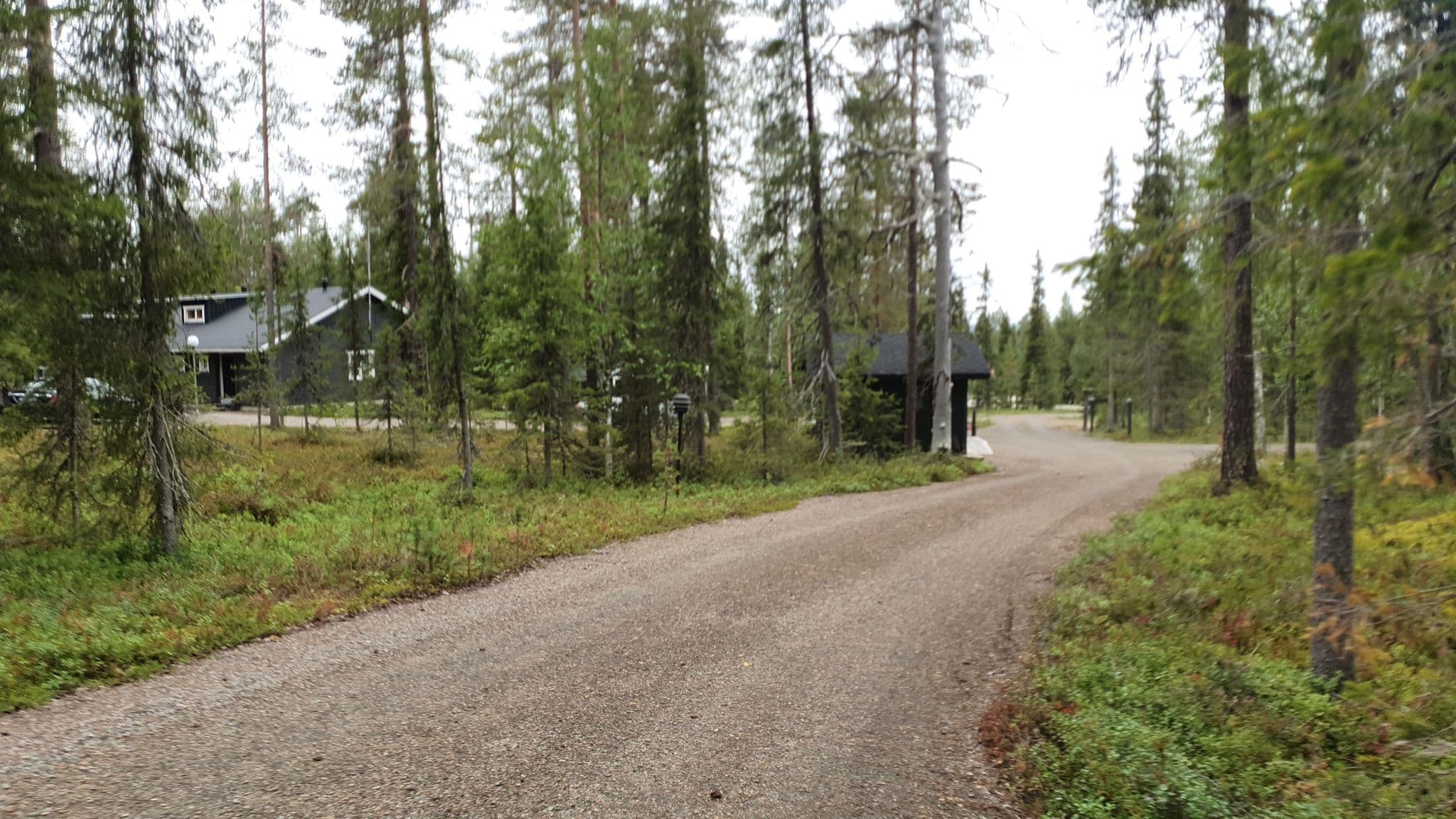 Street view near Ria-majat, Kittilä