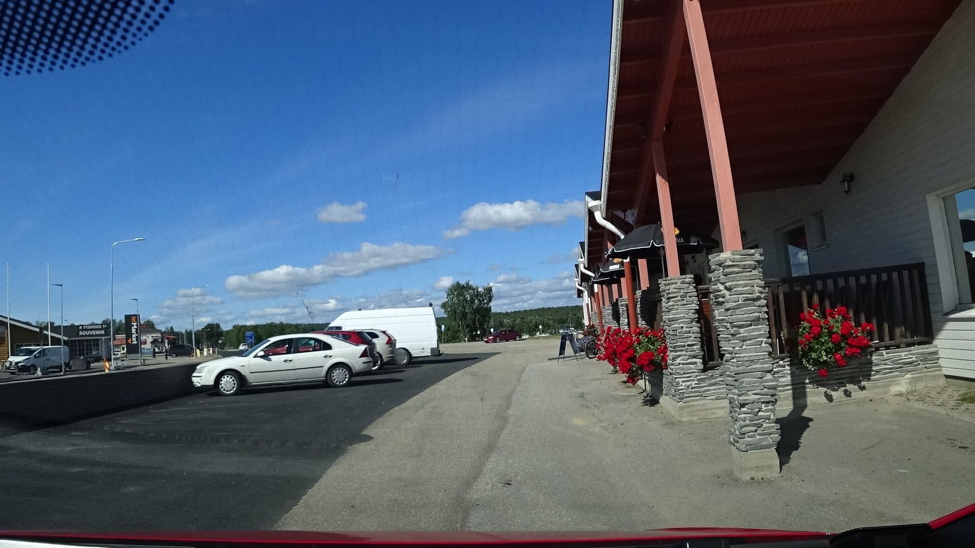 Street view near Hotelli Inari, Inari — © kino (CC BY-SA · Mapillary)