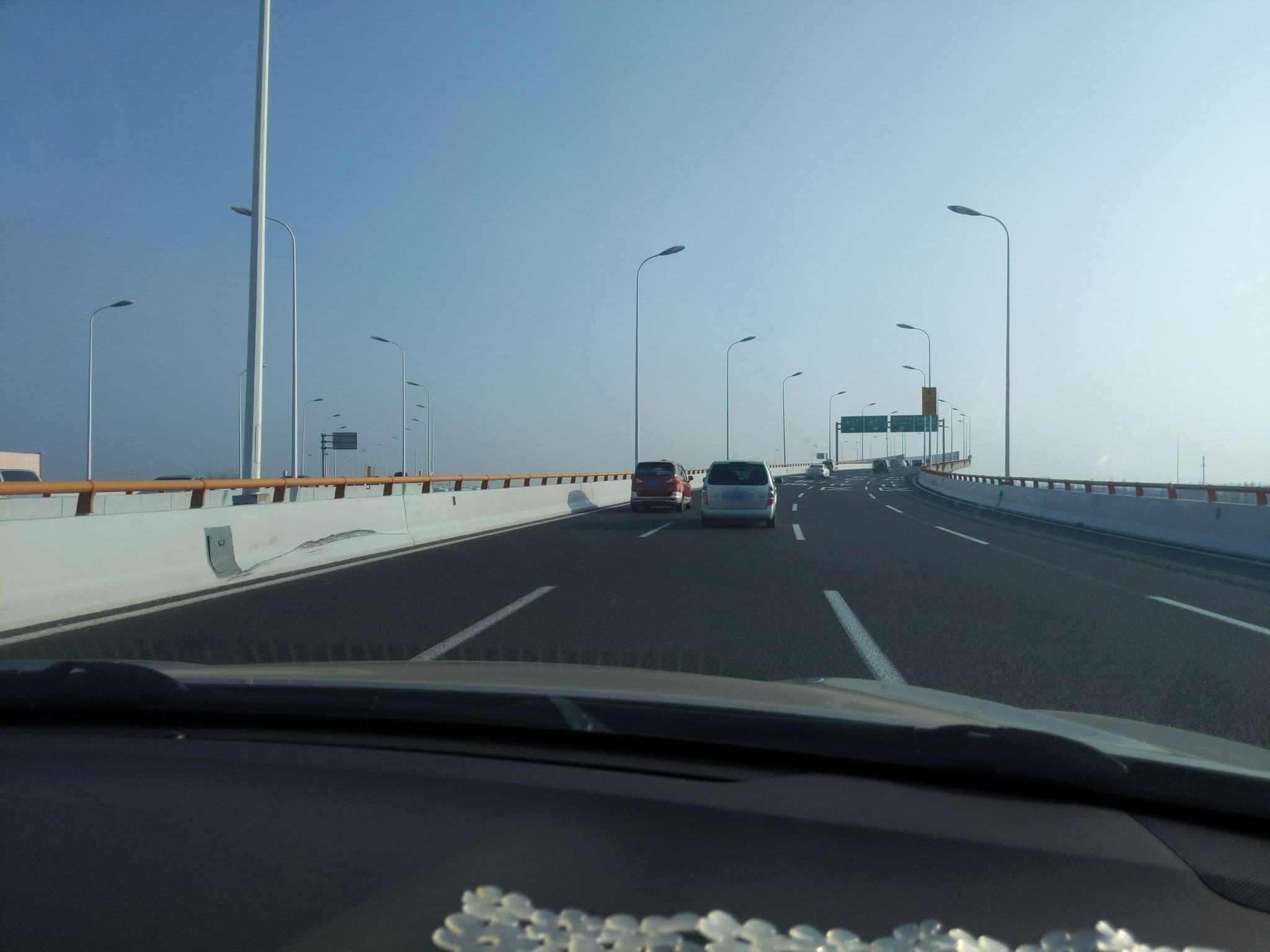 Street view near Starway Hotel, Jinqiao — © artoria2e5 (CC BY-SA · Mapillary)