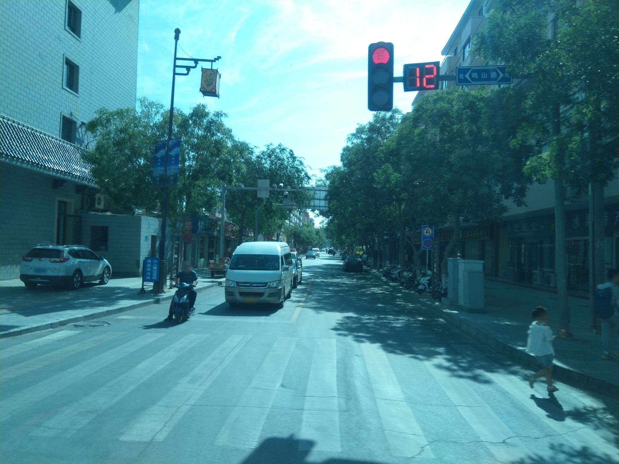 Street view near 广元大酒店, Dunhuang — © morita (CC BY-SA · Mapillary)