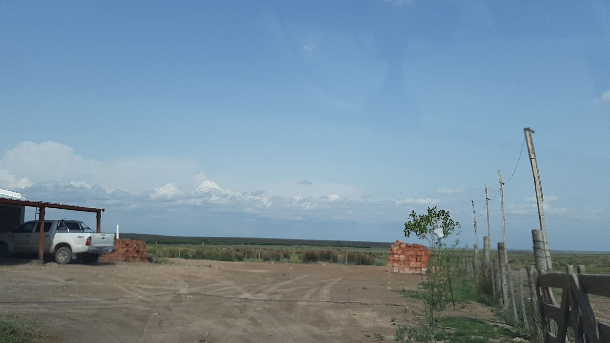 Street view near Hotel El Cacique, Catriel — © guillemmal (CC BY-SA · Mapillary)