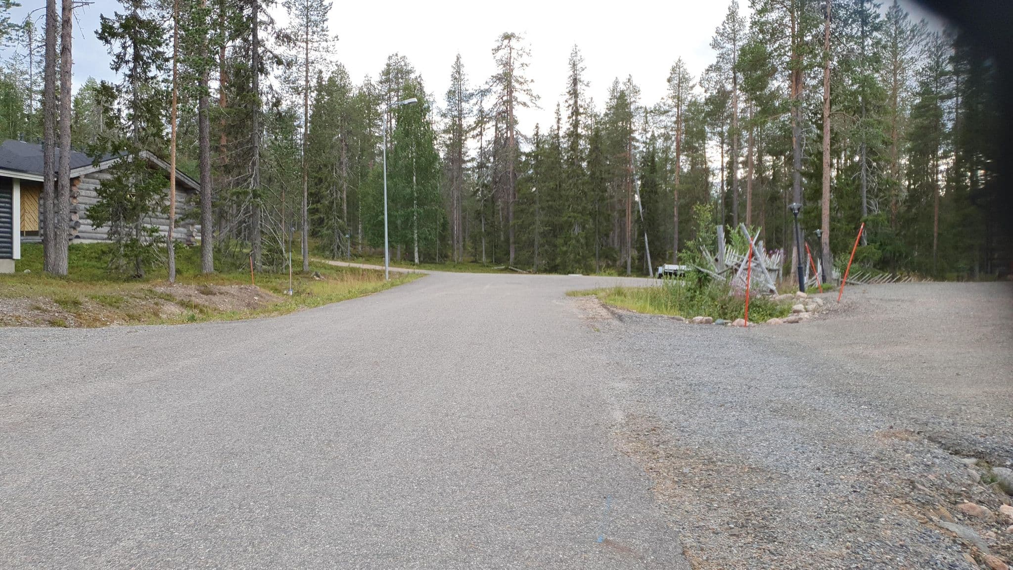 Street view near Kömmeli, Kittilä