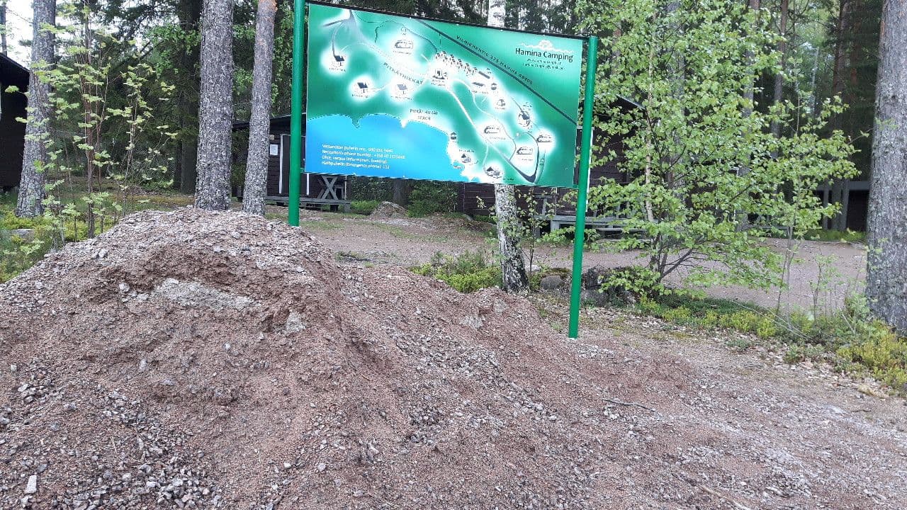 Street view near Hamina Camping Pitkäthiekat, Hamina — © changchun1 (CC BY-SA · Mapillary)