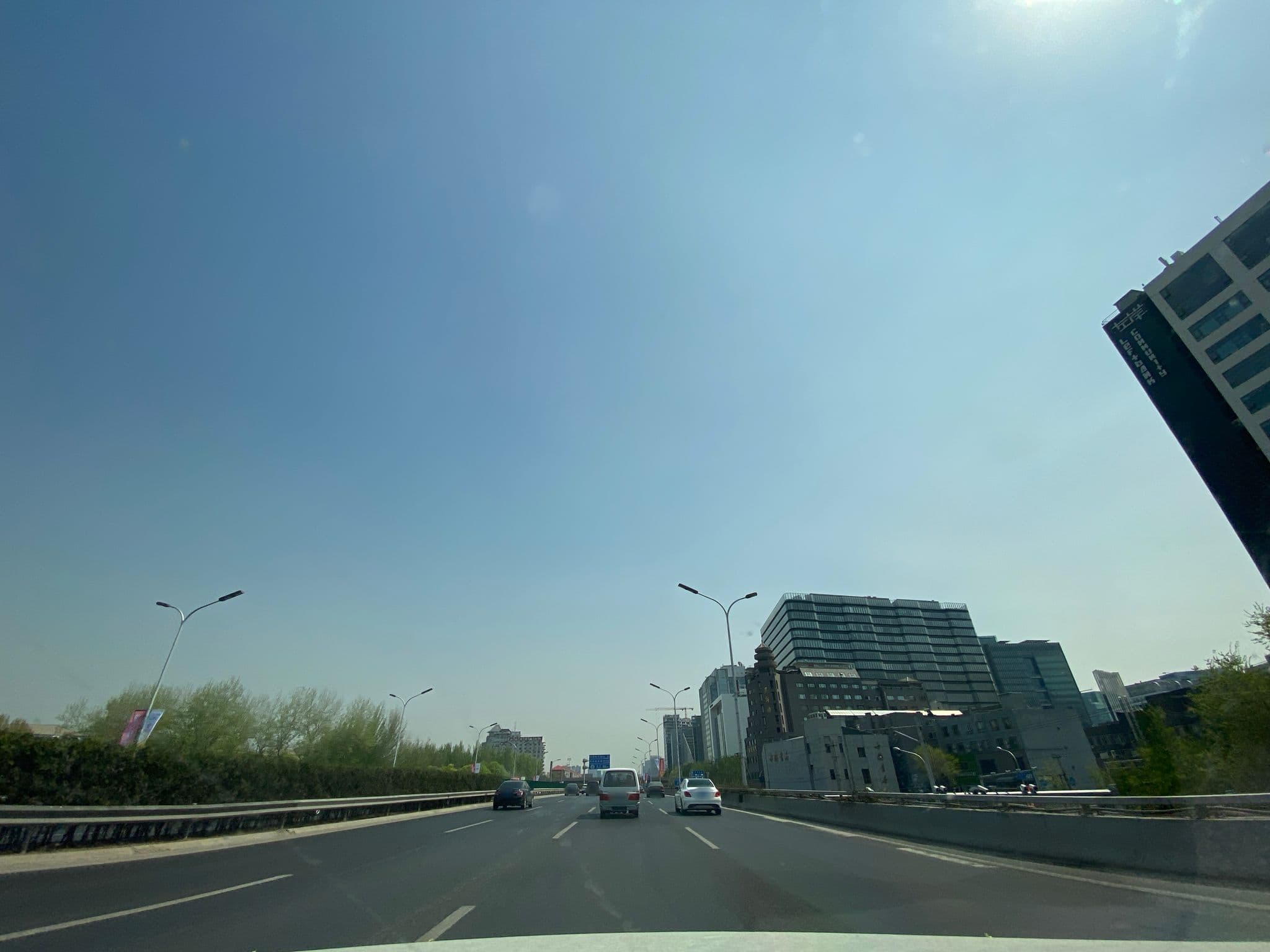 Street view near 北京每日快捷, Beijing — © adirricor (CC BY-SA · Mapillary)