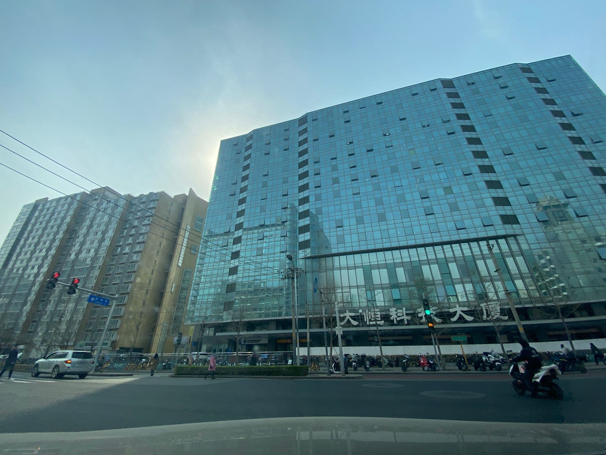 Street view near 大地花园酒店 Dadi Garden Hotel, Beijing — © adirricor (CC BY-SA · Mapillary)