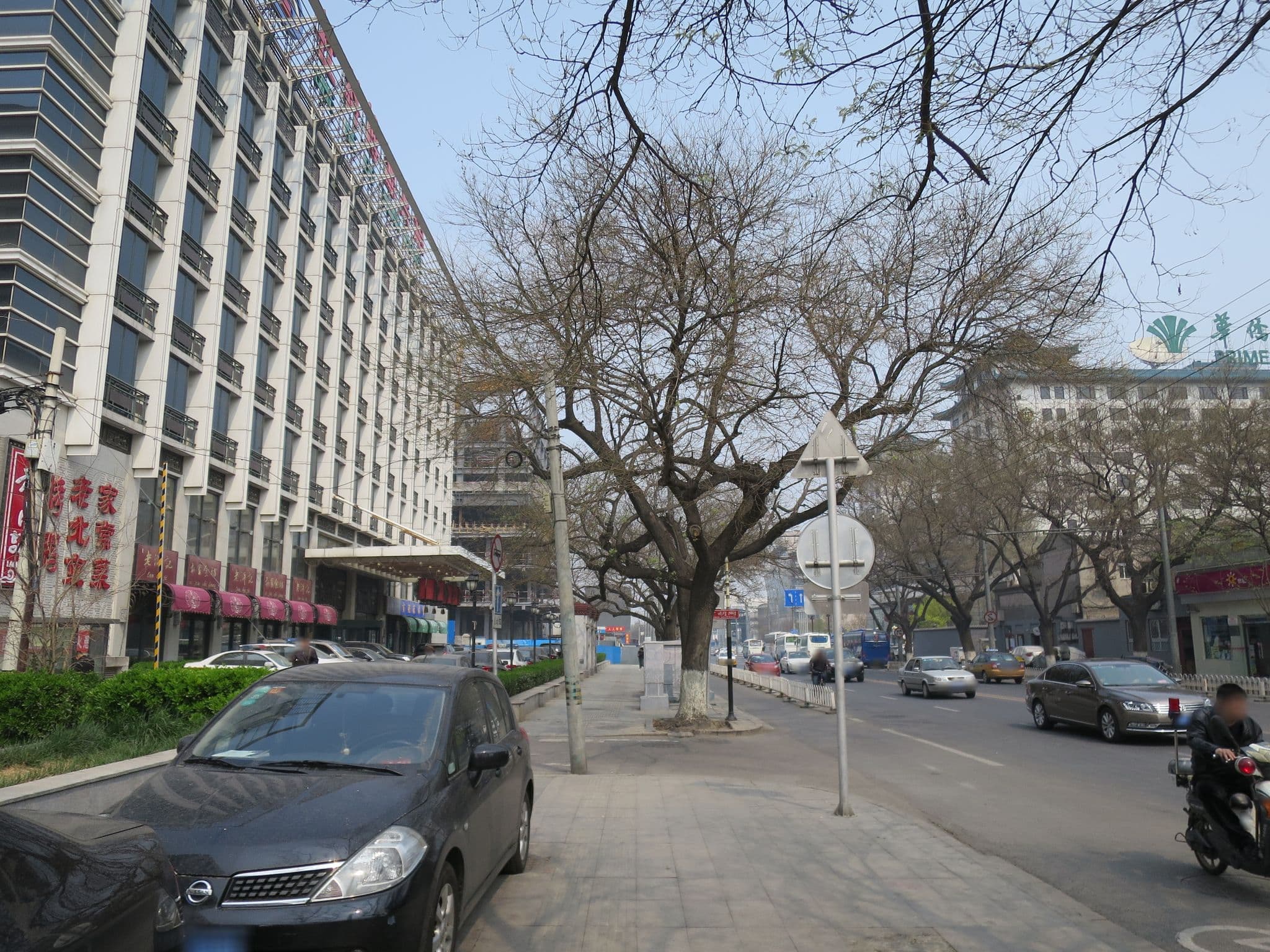 Street view near 舒服的床, Beijing — © richlv (CC BY-SA · Mapillary)