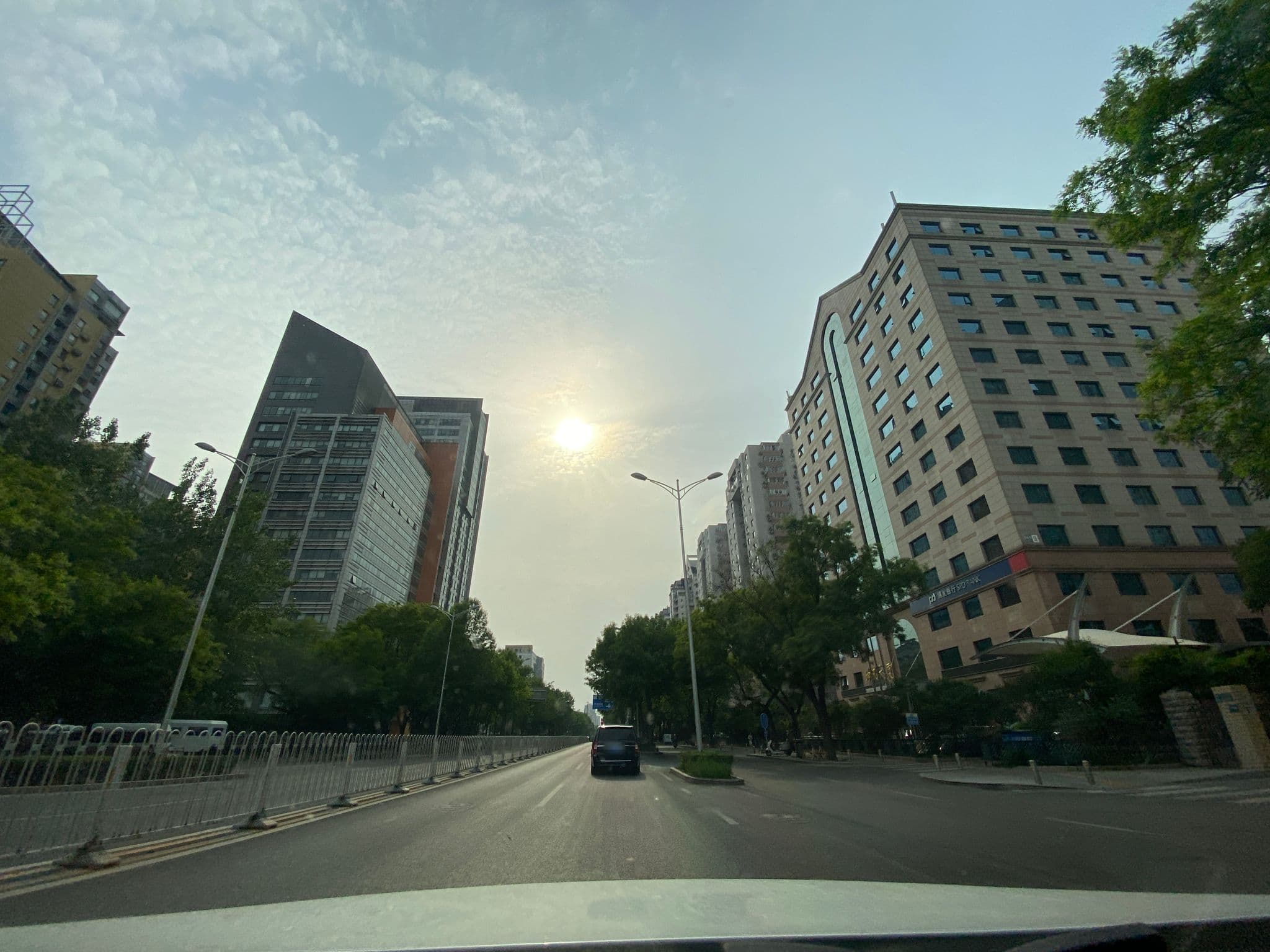 Street view near 亿客家宾馆, Beijing — © adirricor (CC BY-SA · Mapillary)