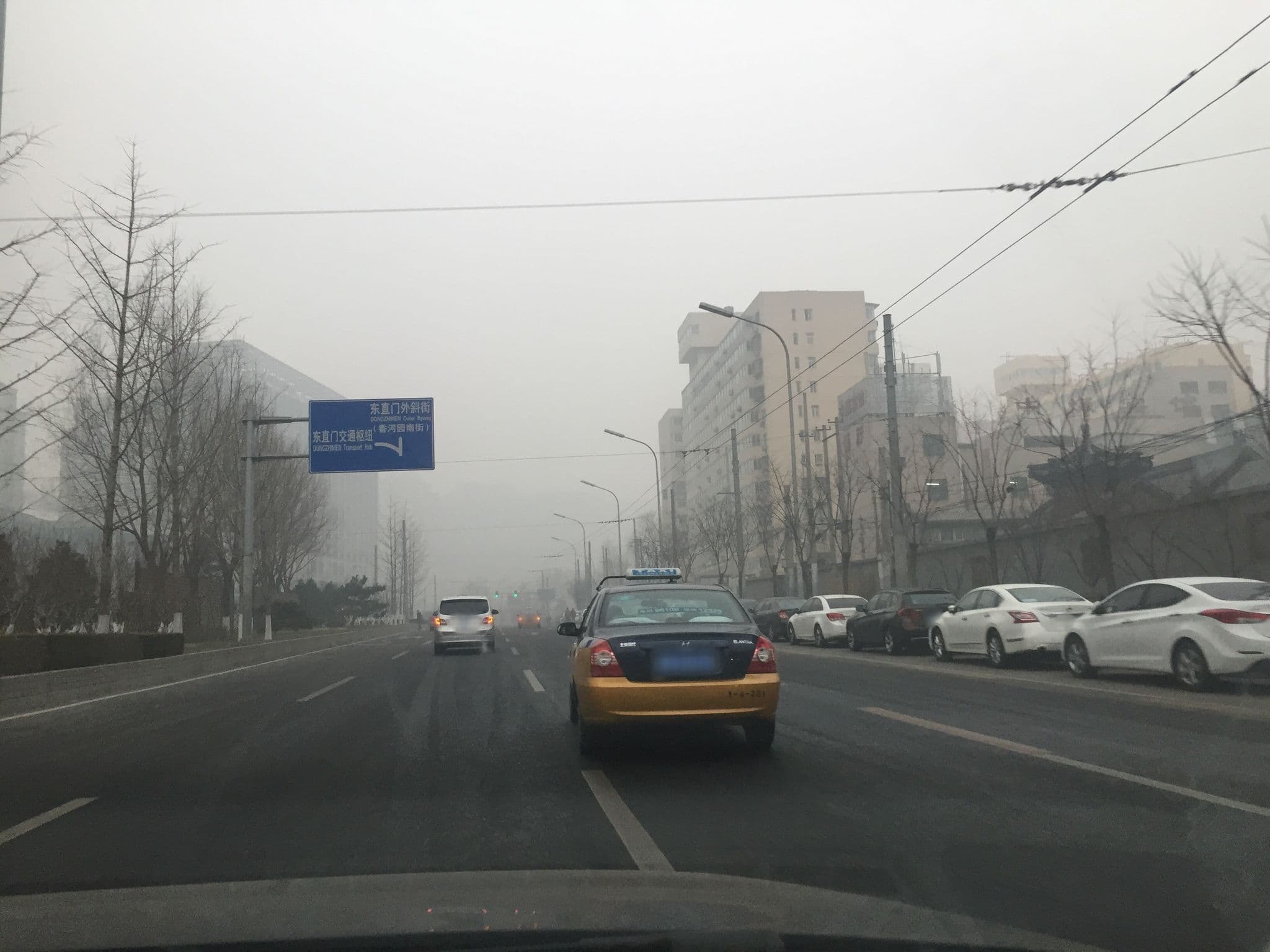 Street view near 如家快捷酒店东直门店, Beijing — © lxbarth (CC BY-SA · Mapillary)