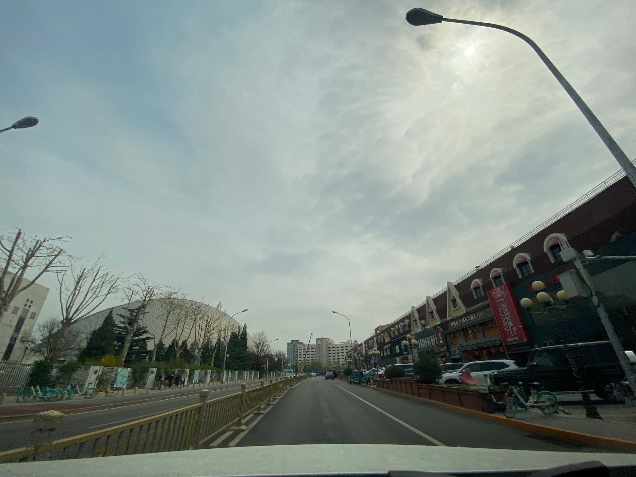 Street view near 光明飯店1302, Beijing — © adirricor (CC BY-SA · Mapillary)