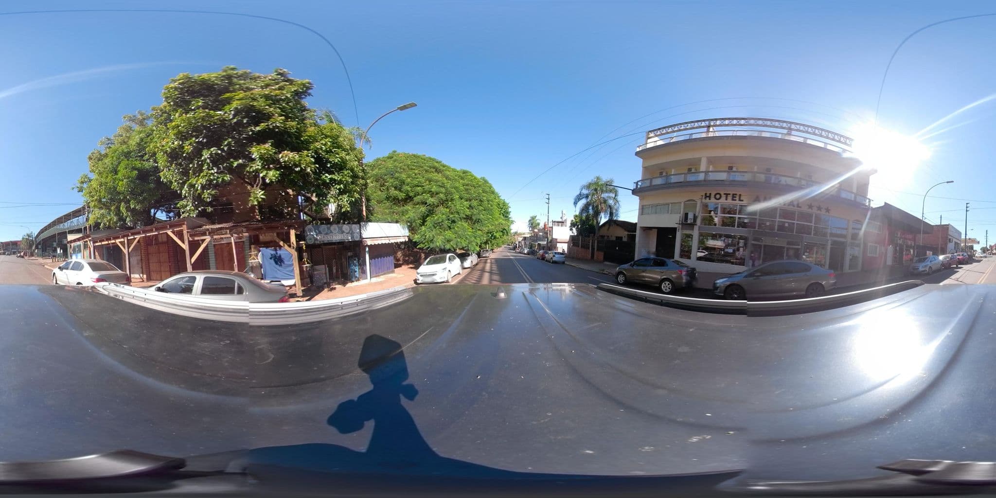 Street view near Amayal, Puerto Iguazú