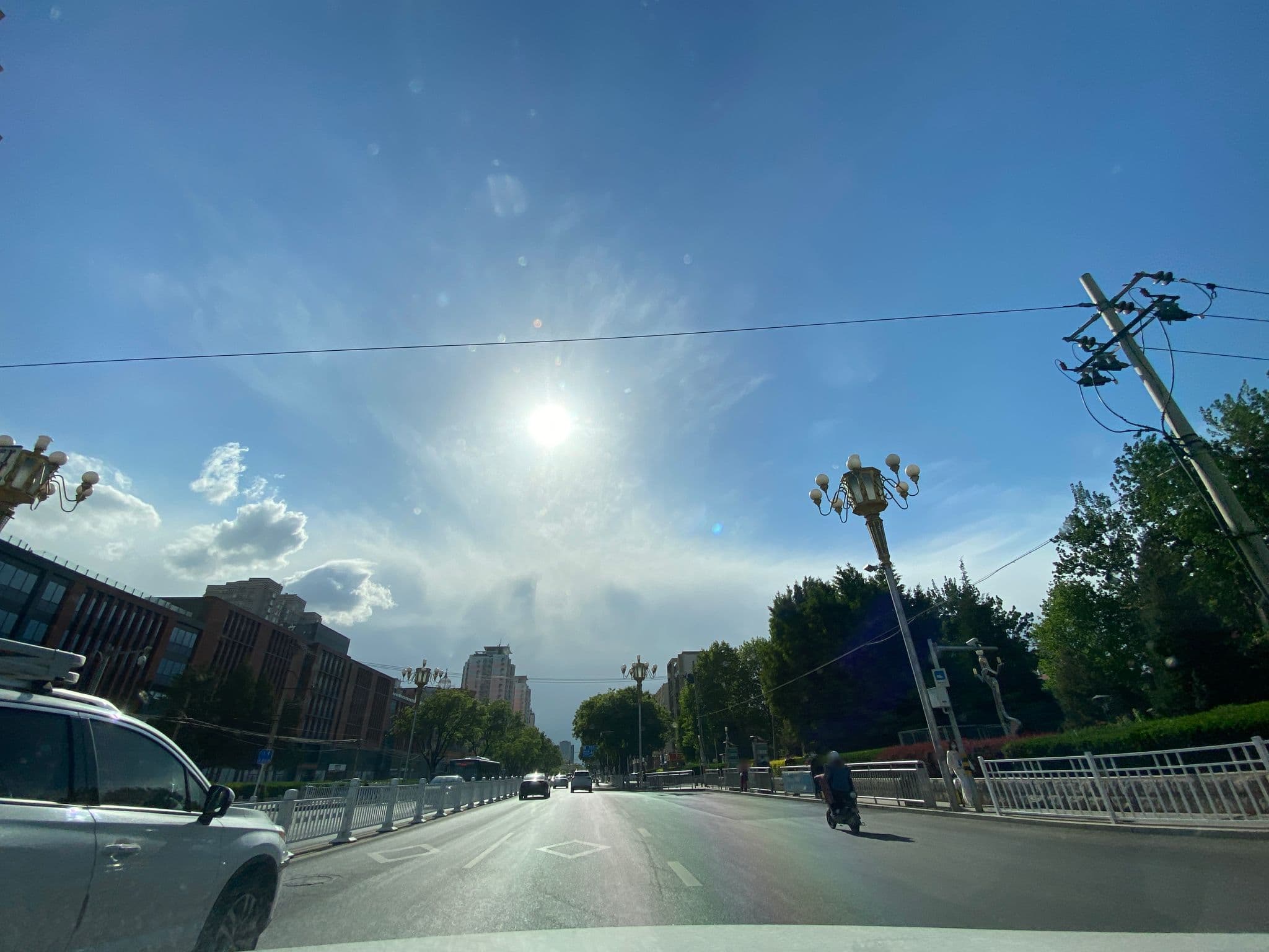 Street view near 北京府学路宾馆, Changping — © adirricor (CC BY-SA · Mapillary)