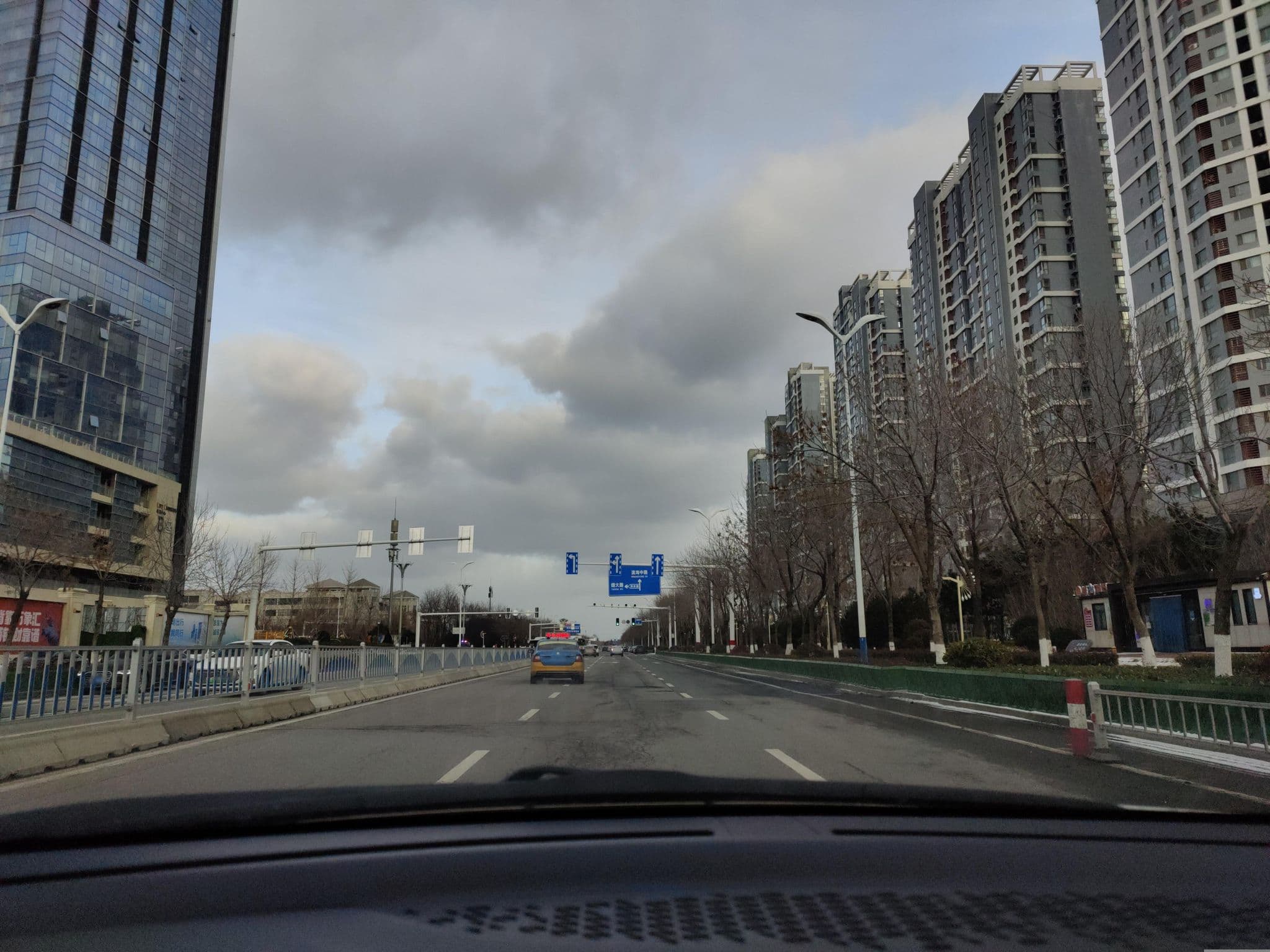 Street view near 烟台 小帆 青年 旅馆 旅舍 yantai sail hostel, Yantai — © recklessxpy (CC BY-SA · Mapillary)