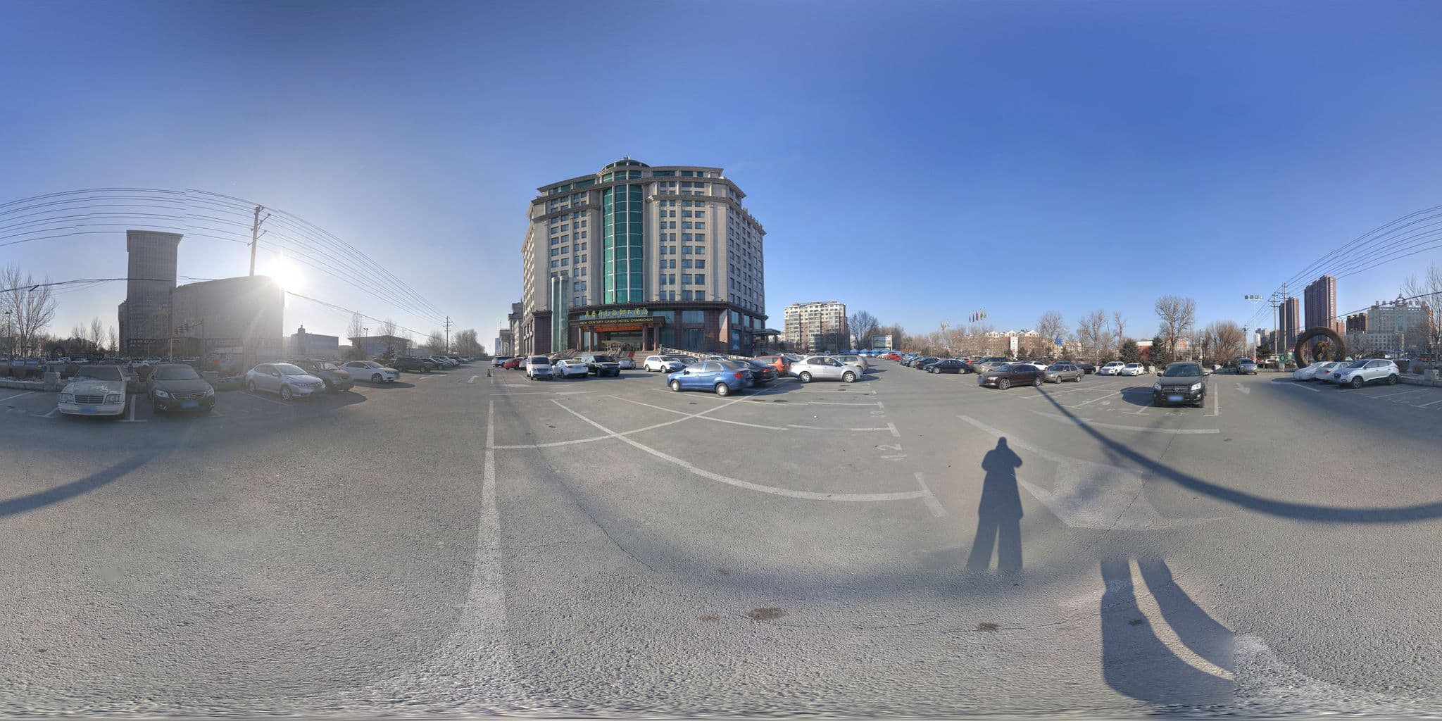 Street view near NEW CENTURY GRAND HOTEL CHANGCHUN, Changchun — © changchun1 (CC BY-SA · Mapillary)