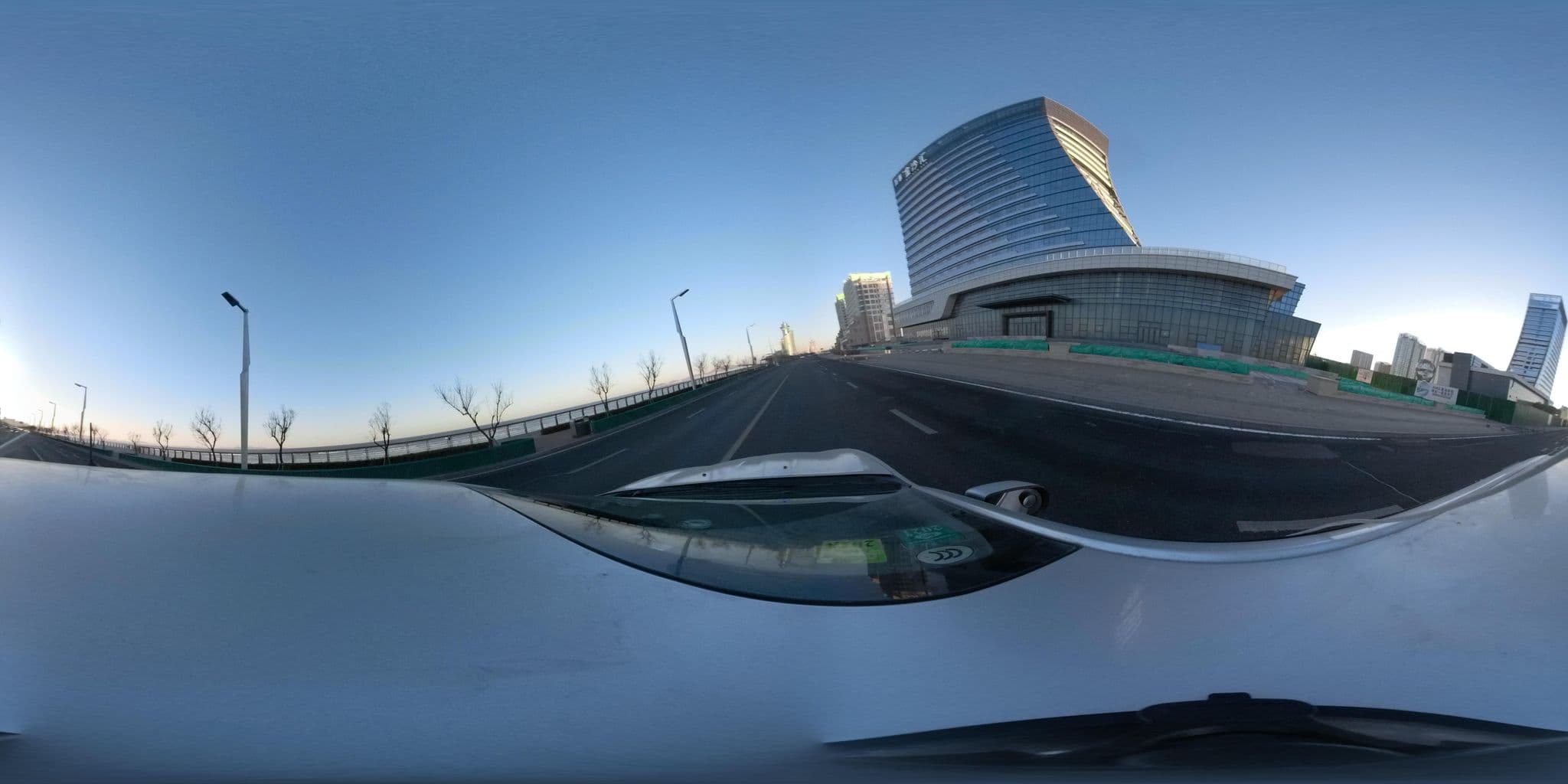 Street view near 烟台柠果空间酒店, Yantai — © recklessxpy (CC BY-SA · Mapillary)