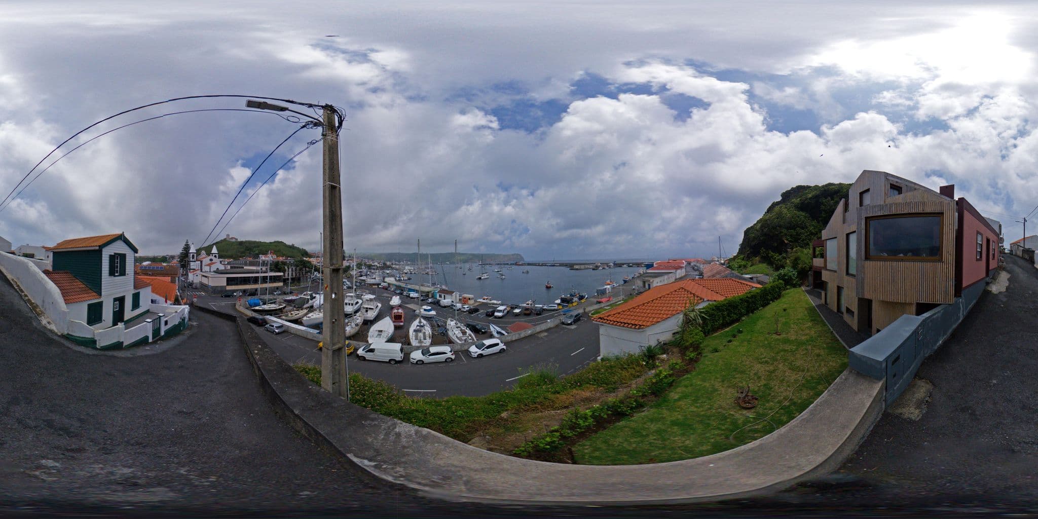 Street view near Harbour House, Angústias — © AllWays360 (CC BY-SA · Mapillary)