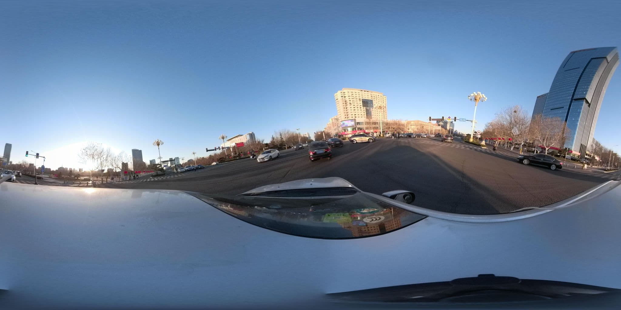 Street view near Yantai Qingzhou Hotel, Yantai — © recklessxpy (CC BY-SA · Mapillary)