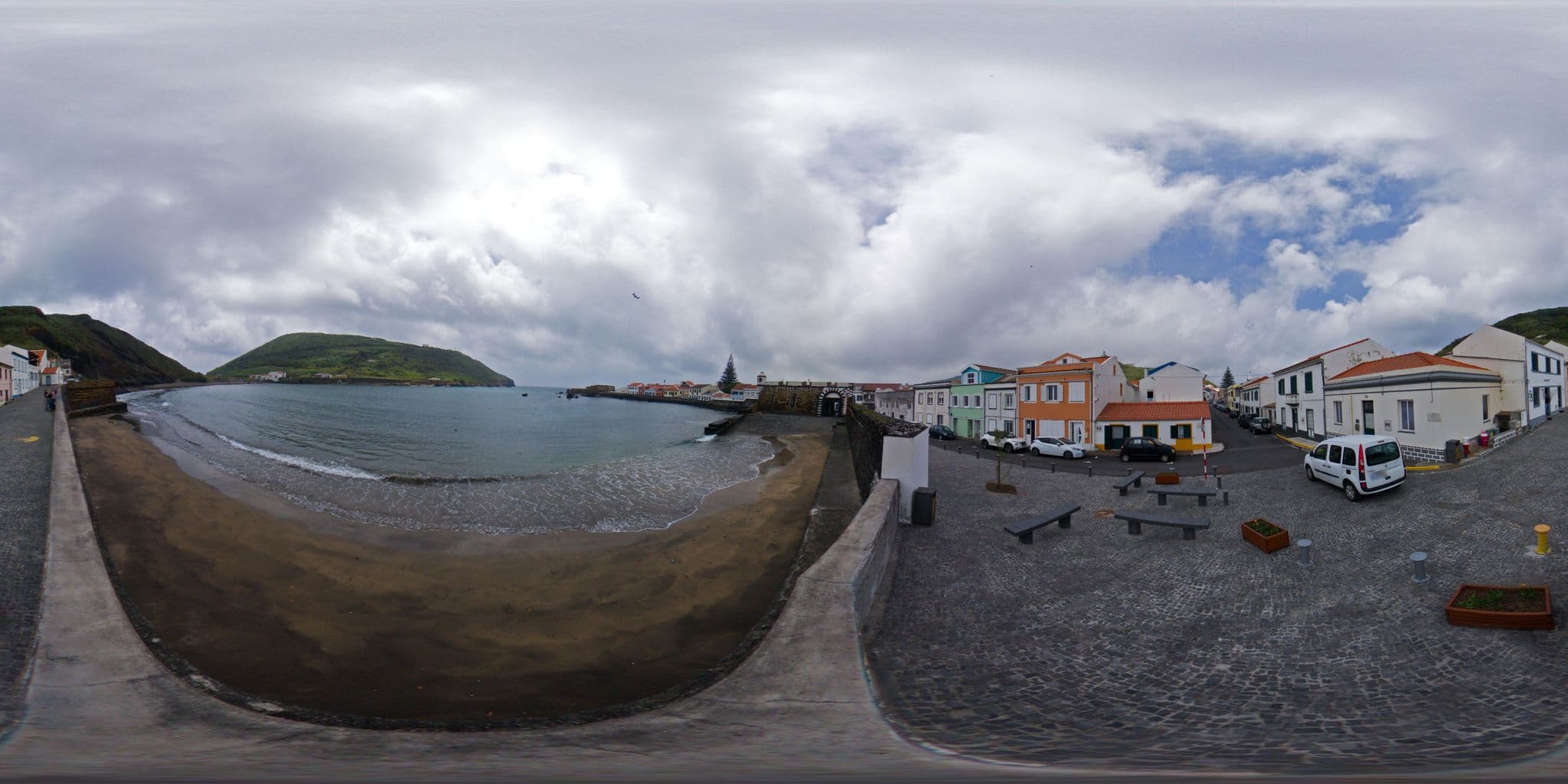 Street view near Wavecrest, Angústias — © AllWays360 (CC BY-SA · Mapillary)