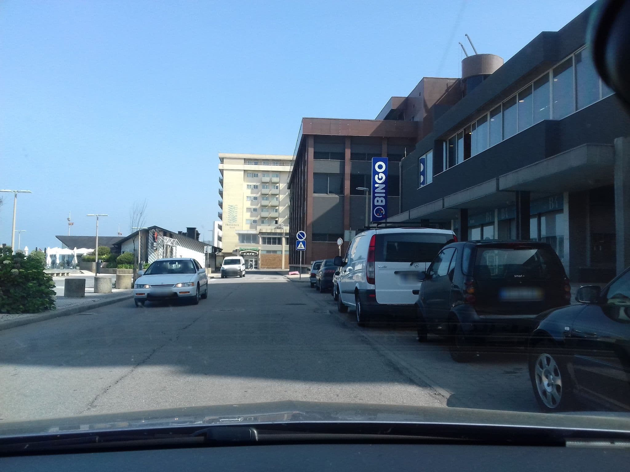 Street view near Hotel Apartamento Solverde, Espinho — © 6745 (CC BY-SA · Mapillary)
