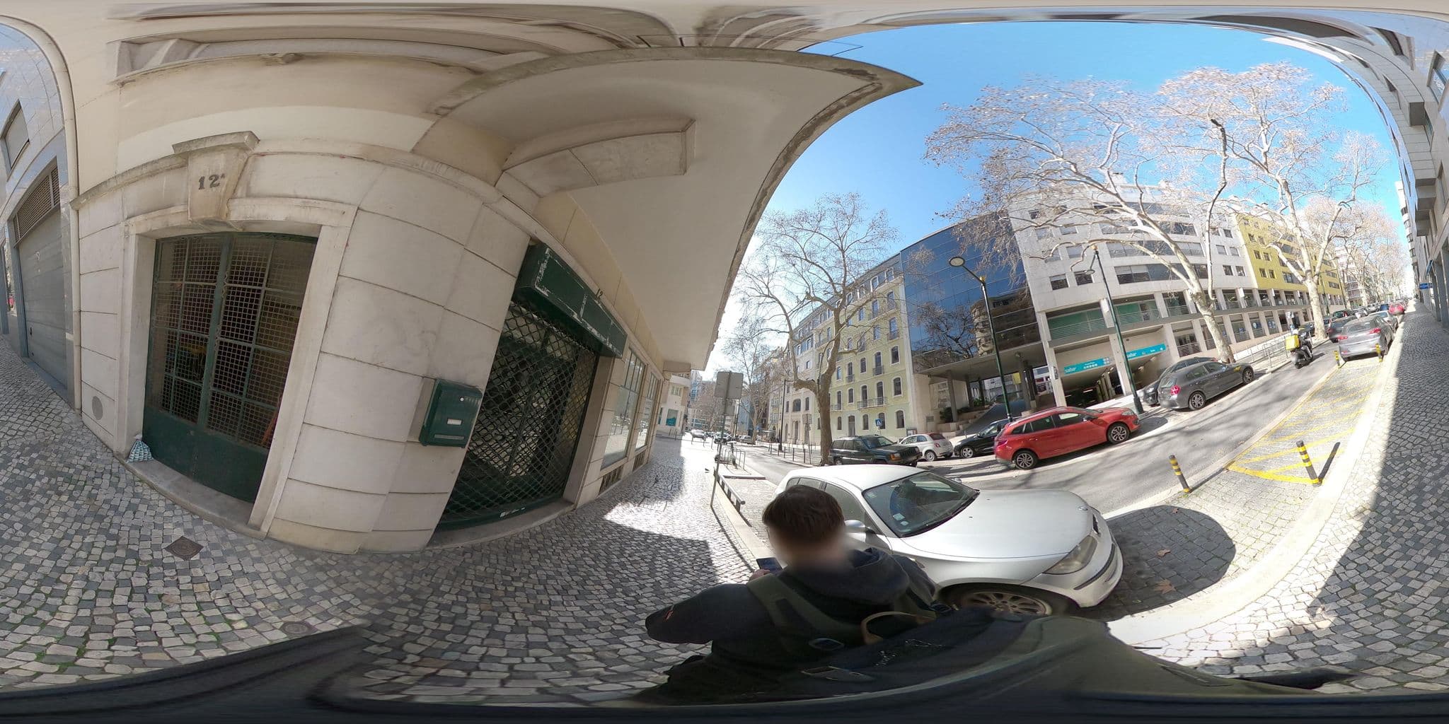 Street view near Pousada de Juventude de Lisboa, Lisbon — © skfd (CC BY-SA · Mapillary)