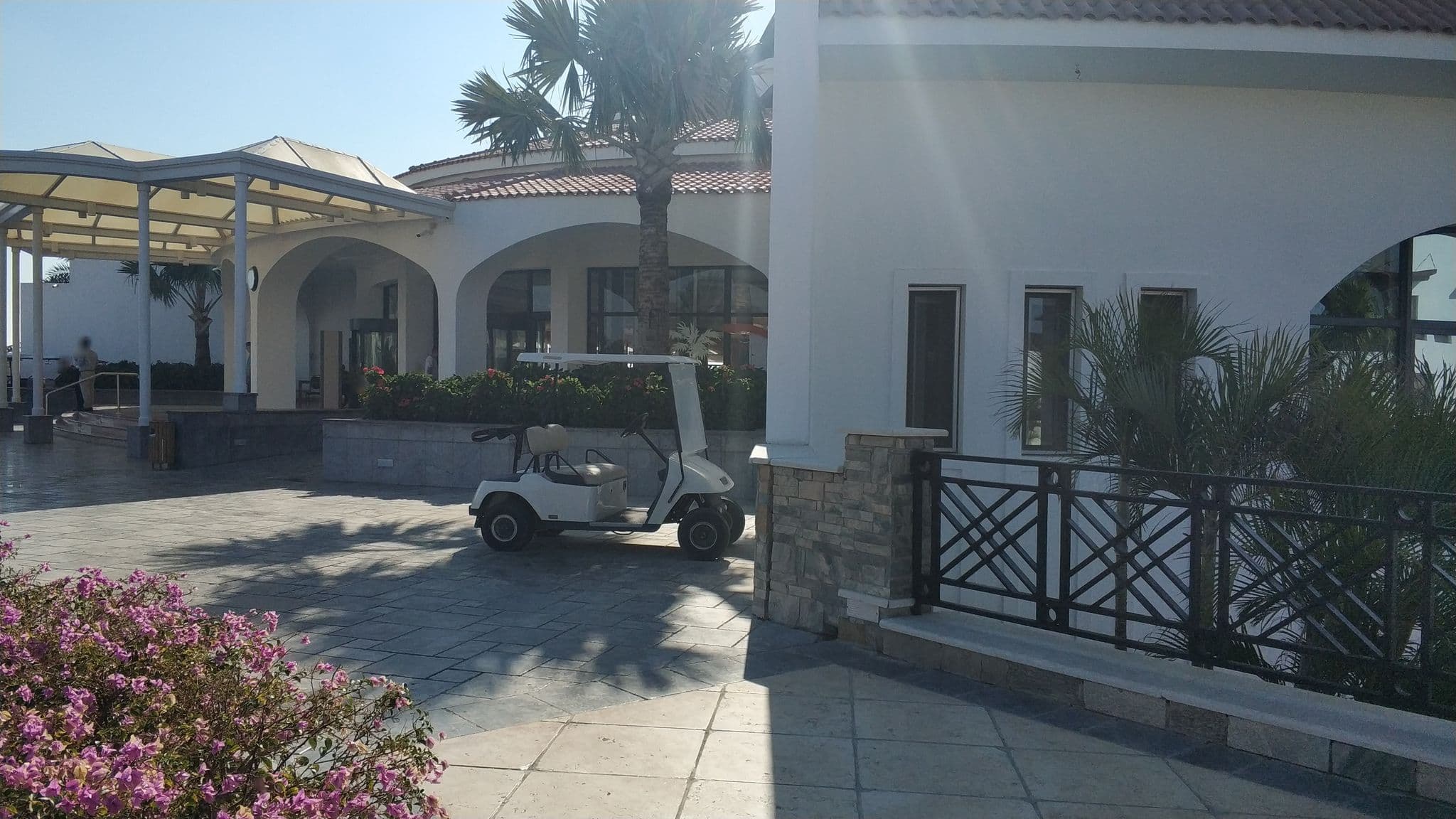 Street view near Pool at Reef Oasis Blue Bay Resort, Sharm el-Sheikh — © mirrorboy (CC BY-SA · Mapillary)