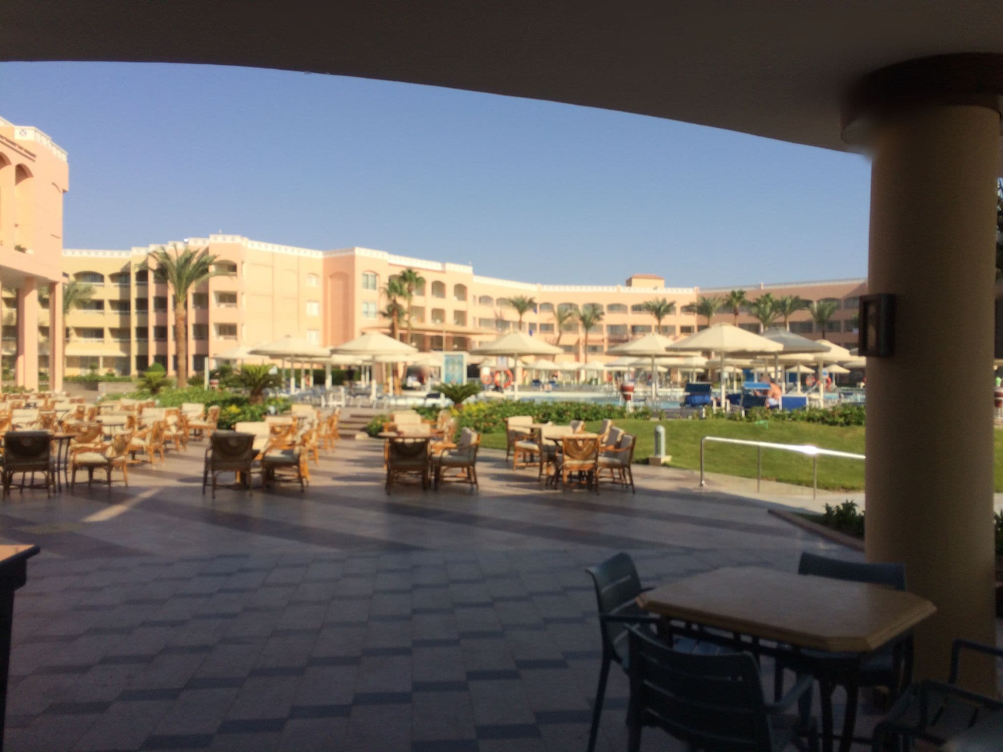 Street view near Pool at Beach Albatros Resort Hurghada, Hurghada — © mapflymb (CC BY-SA · Mapillary)